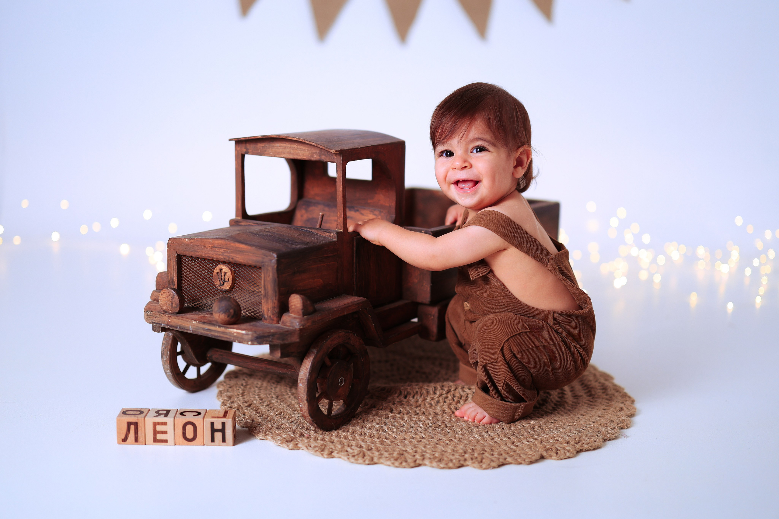 Мальчишки Антураж