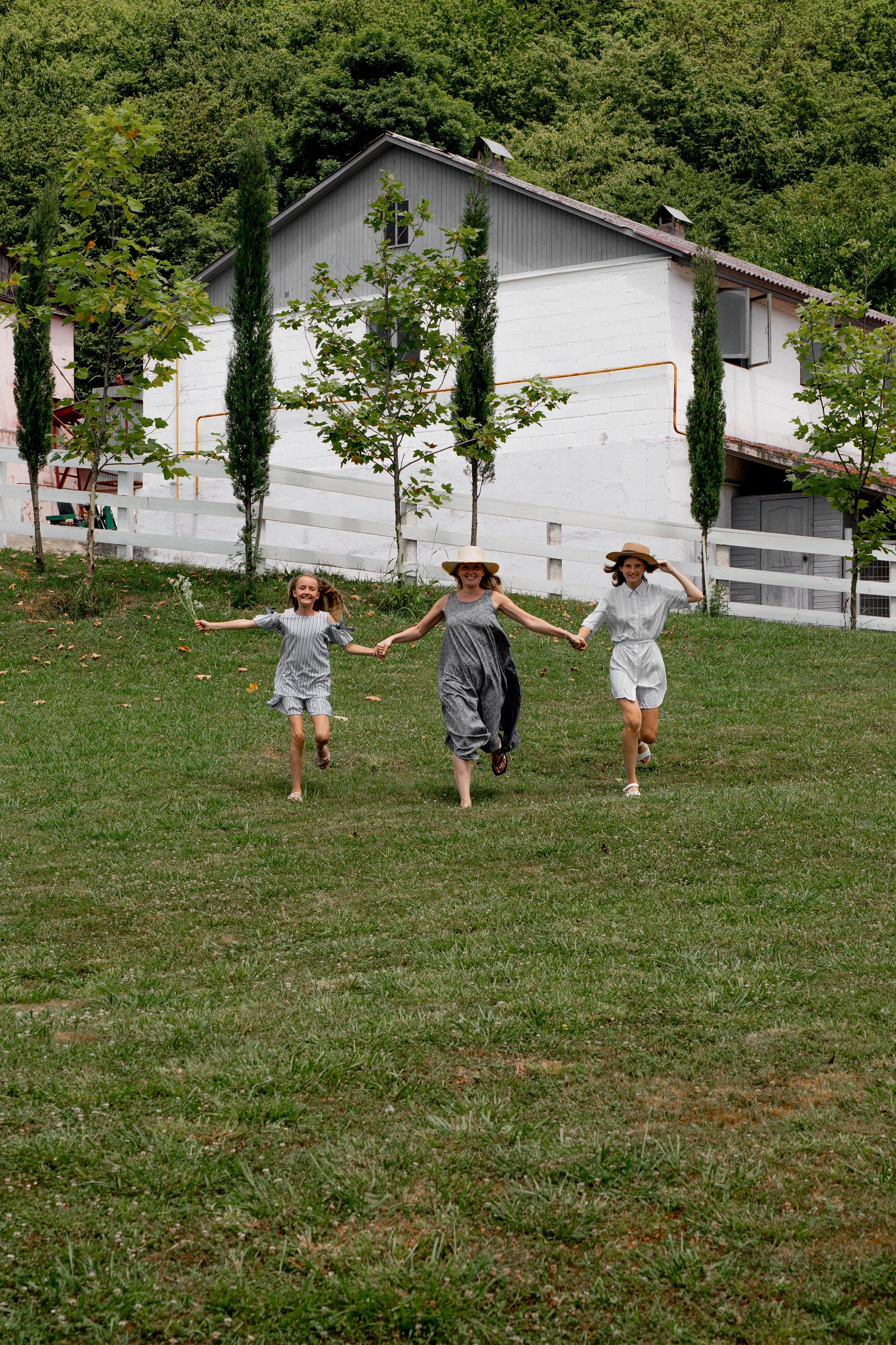 Мама и дочки. Фотограф в СПб Юлия Ченда