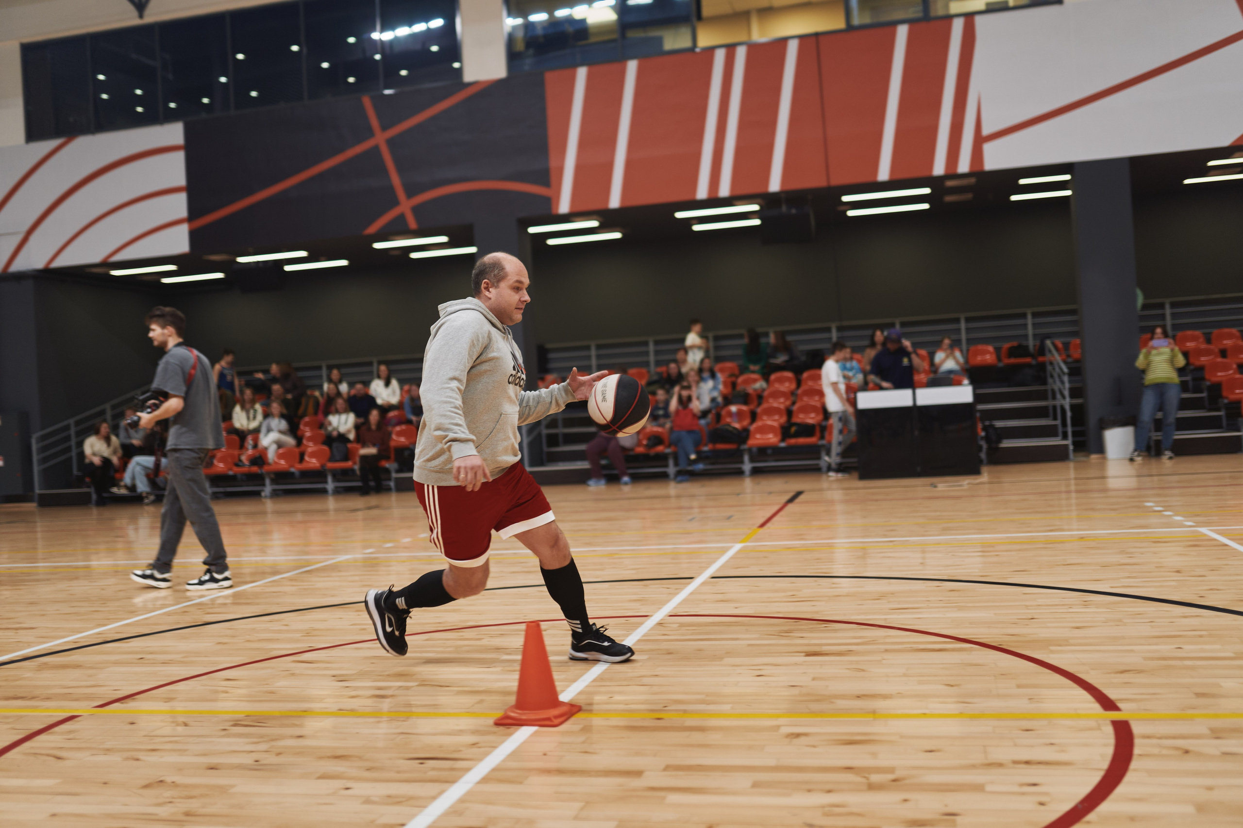 Новогодний баскетбол 2025. Детская лига. Евгений Бреча. Коммерческий и бэкстейдж фотограф в Москве