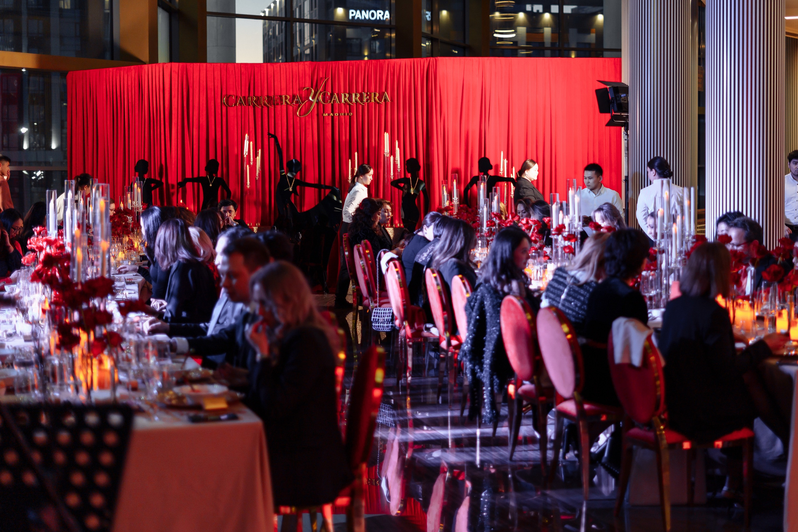 Презентация ювелирных изделий «Carrera y Carrera». Профессиональный фотограф в городе Астана Копанев Данил