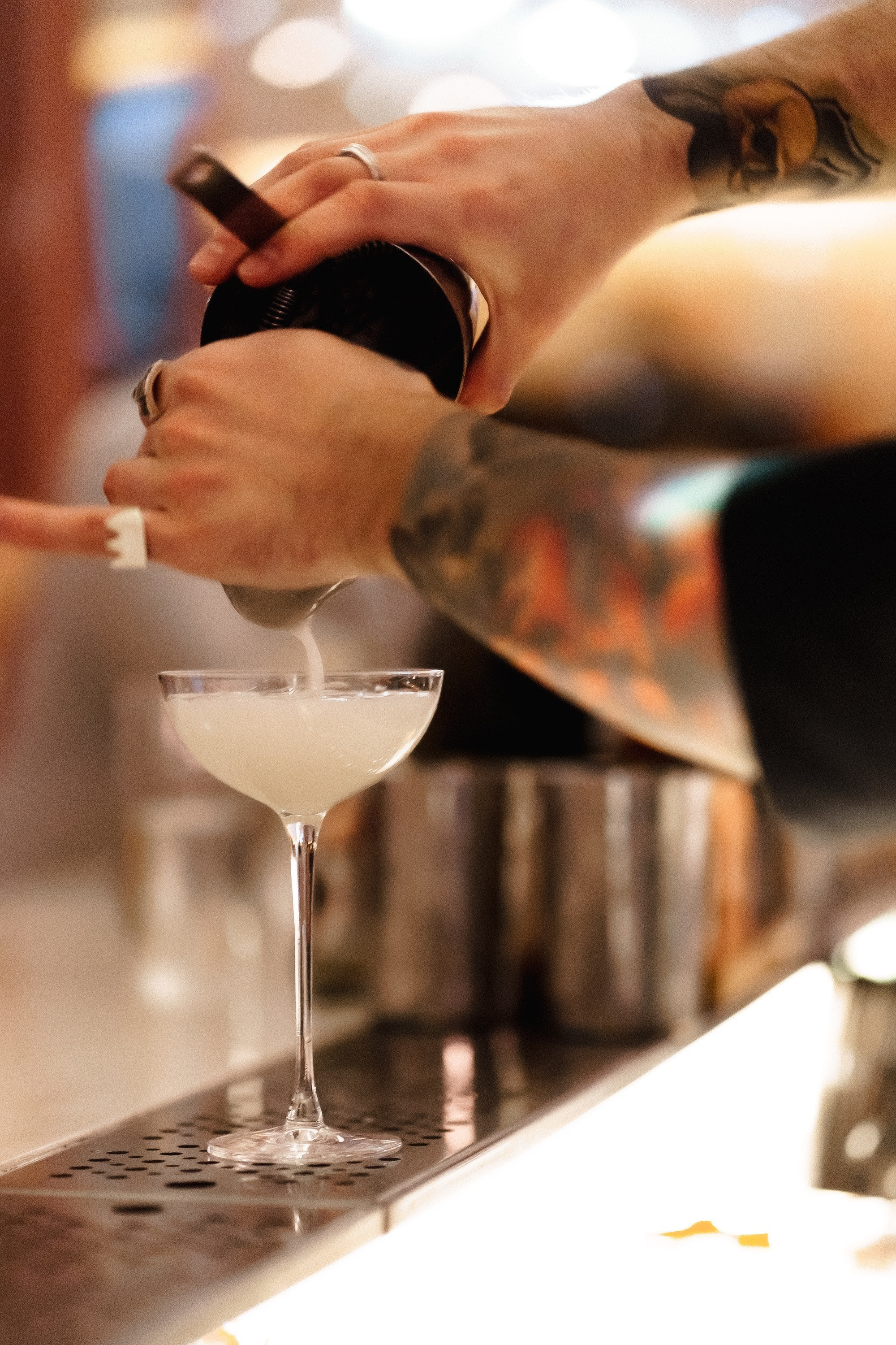 Коктейльный вечер в «Bar Lilou». Профессиональный фотограф в городе Астана Копанев Данил