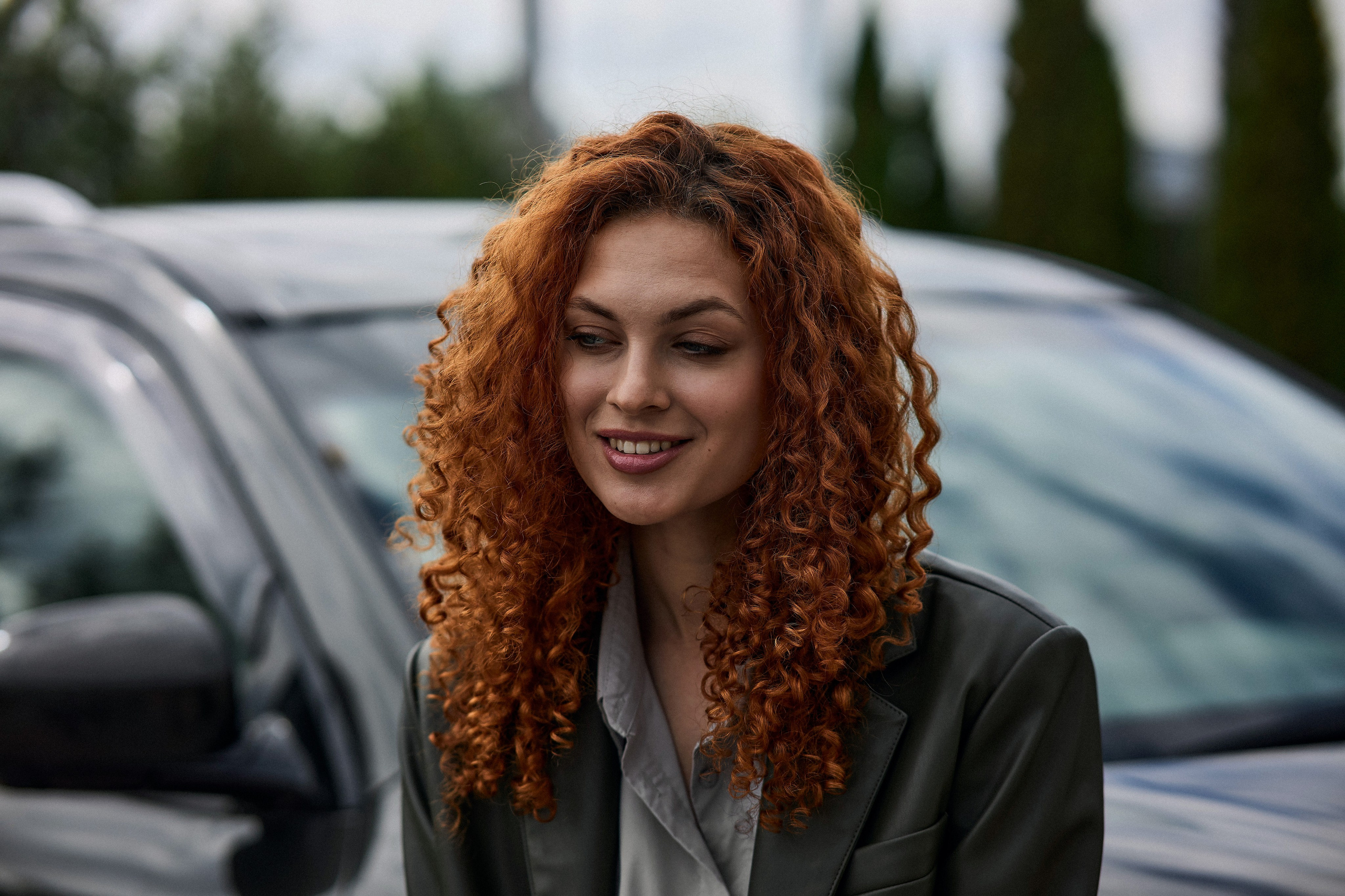 Женский портрет при естественном освещении