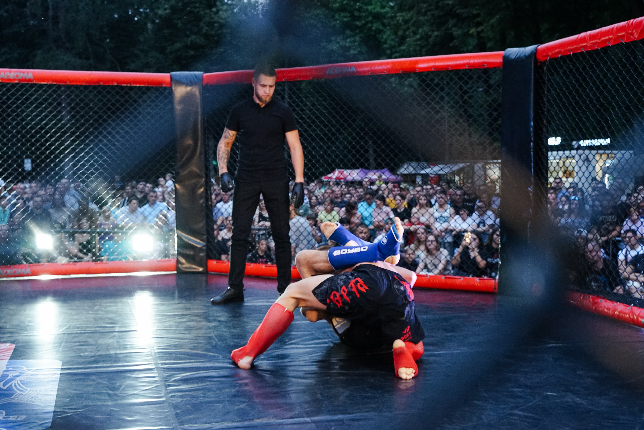 Вечер боев в ЦПКиО. Фотограф Надежда Погребняк | Рязань | Москва