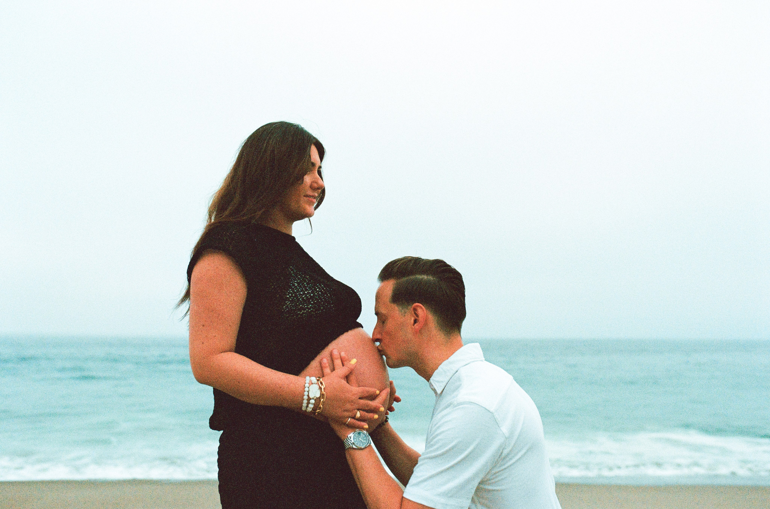 Maternity. Film photographer in Los Angeles Anastasiya Pankova