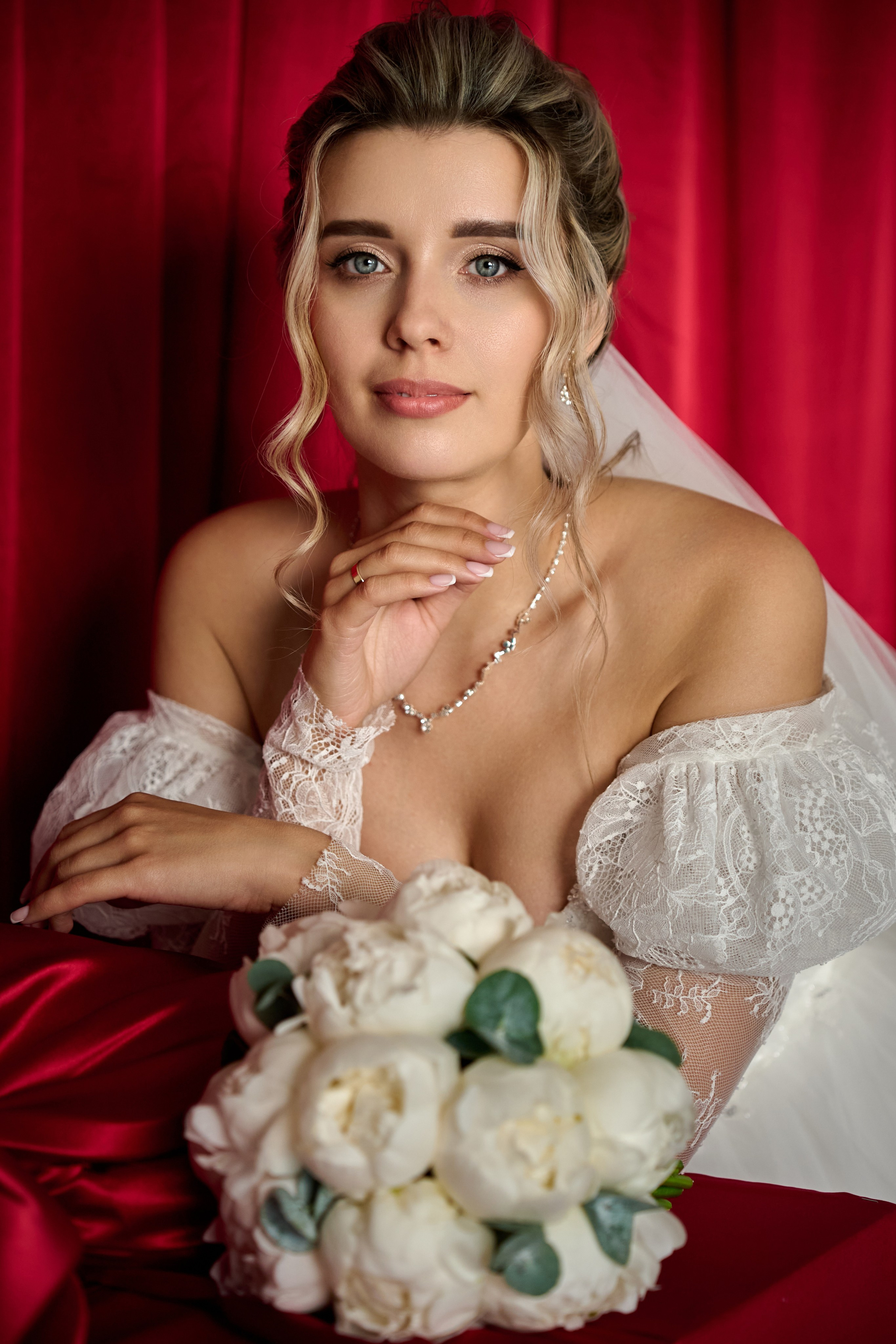 Свадебная фотосессия в Старом Осколе и Губкине. Профессиональный фотограф Старый Оскол, Губкин — свадьба, венчание, крещение, юбилей и день рождения