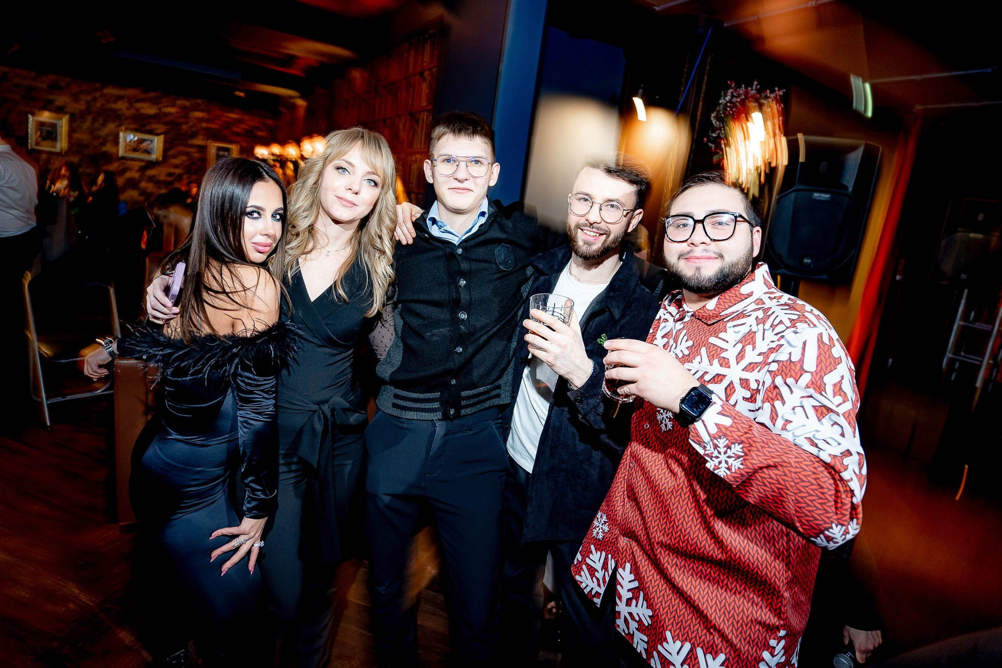 Новый год 2024 в Peoples. Сергей Кошкин. Репортажная и ивент-фотография в Сургуте