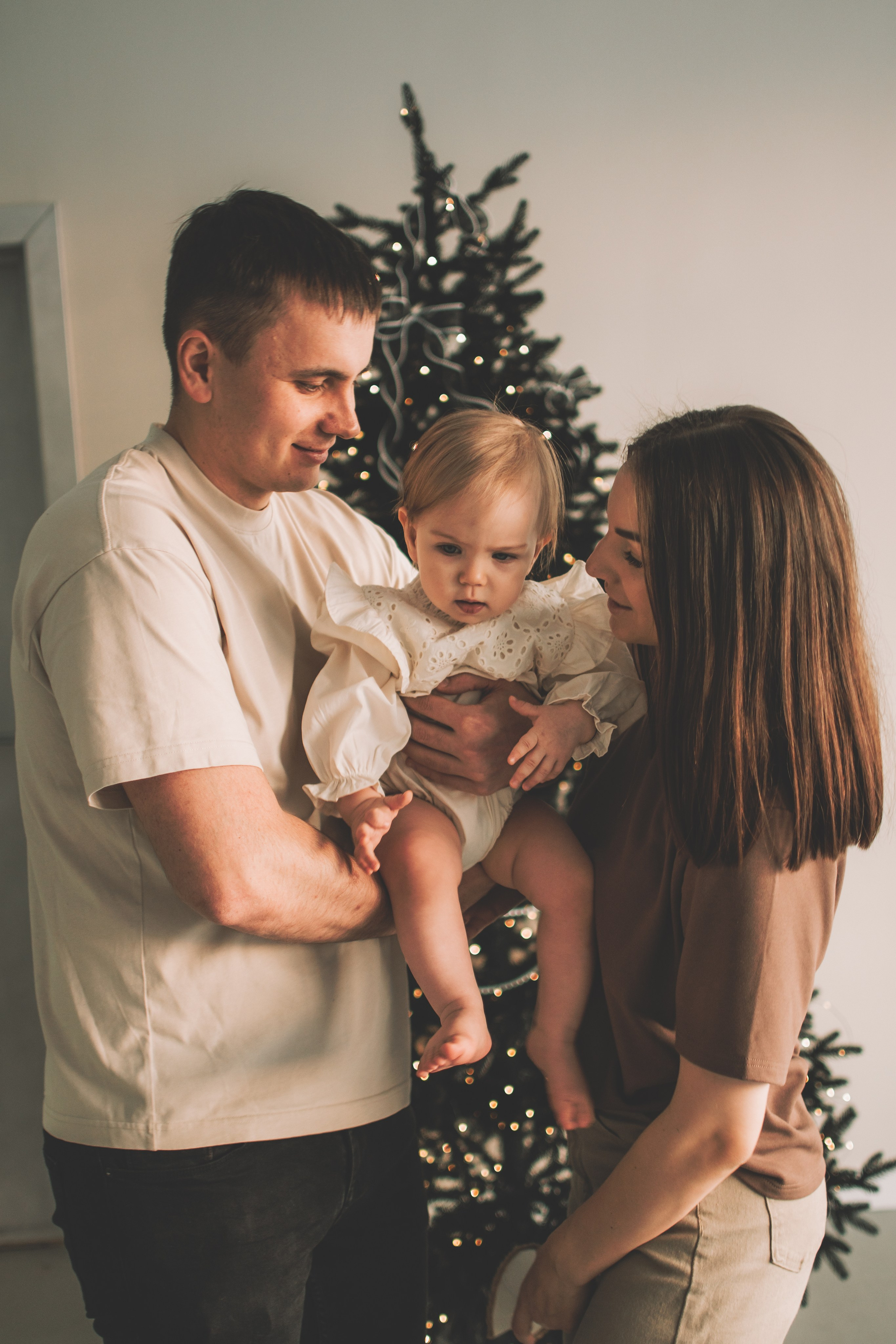 Еве 1 годик. Семейный и свадебный фотограф Губкинский и Ставрополь