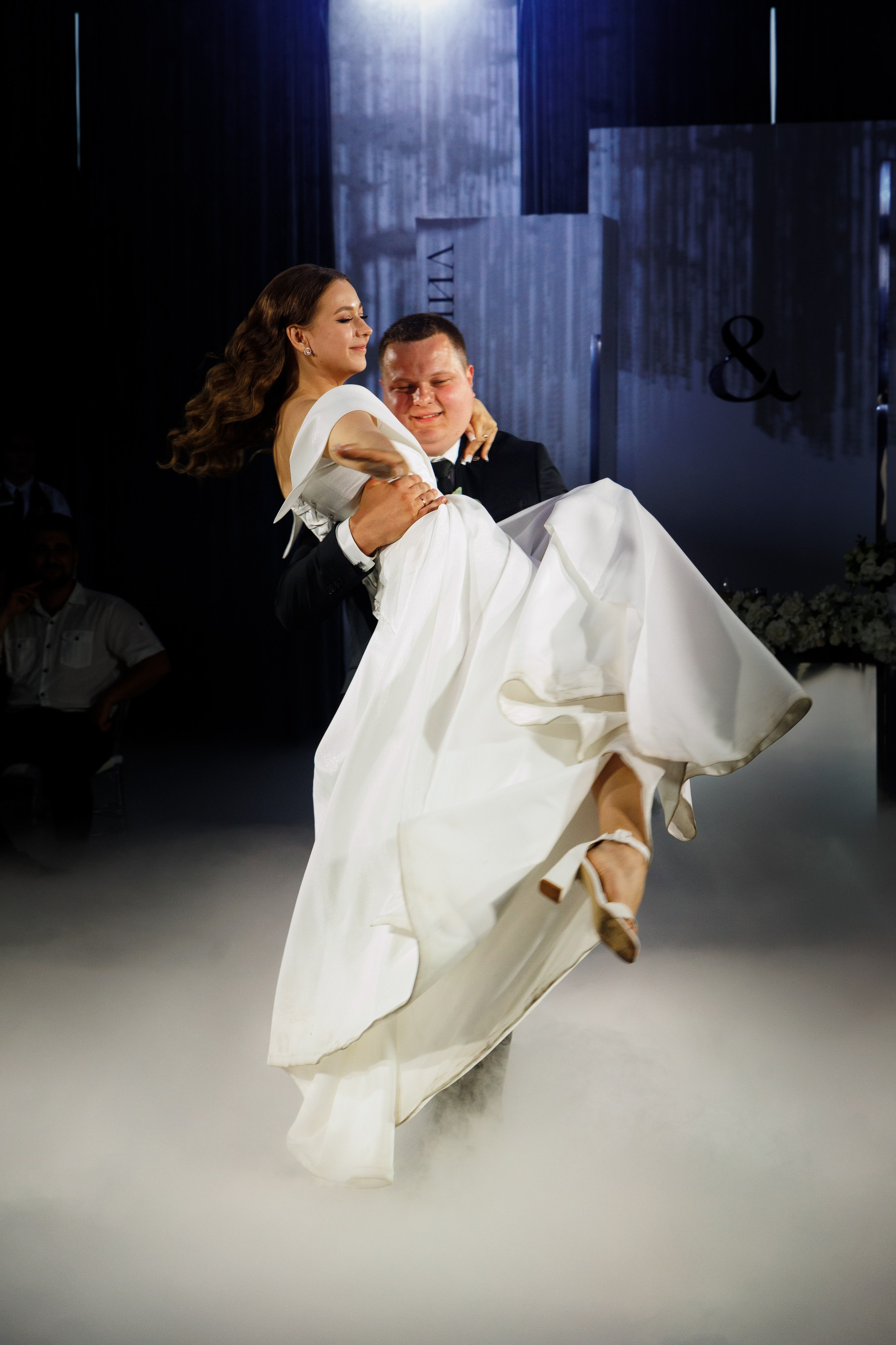 Данил и Любовь, мои фото с этого праздника. я был гость). Свадебный и семейный фотограф в г. Волхов Алексей Кочерыжкин