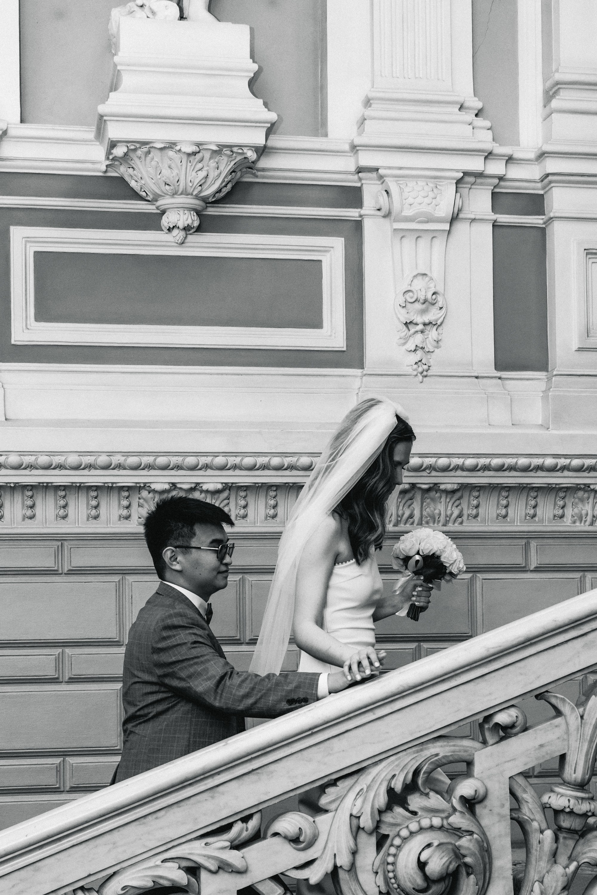 Чингис и Александра регистрация и небольшая прогулка. Свадебный и семейный фотограф в г. Волхов Алексей Кочерыжкин