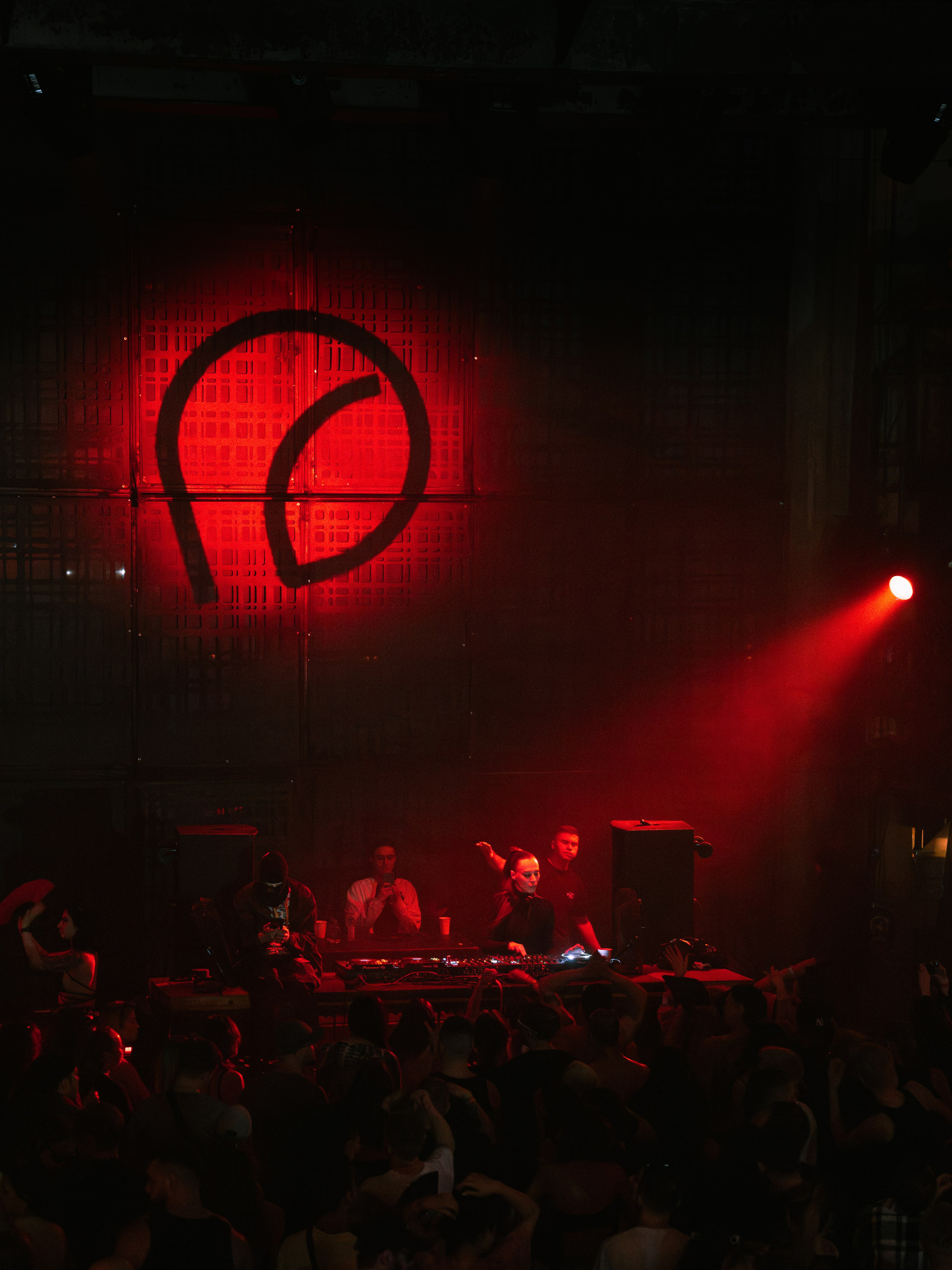 SICK YEARS, ARMA ╳ SILA SVETA. @tomrus: Рустам Шагиморданов — фотограф