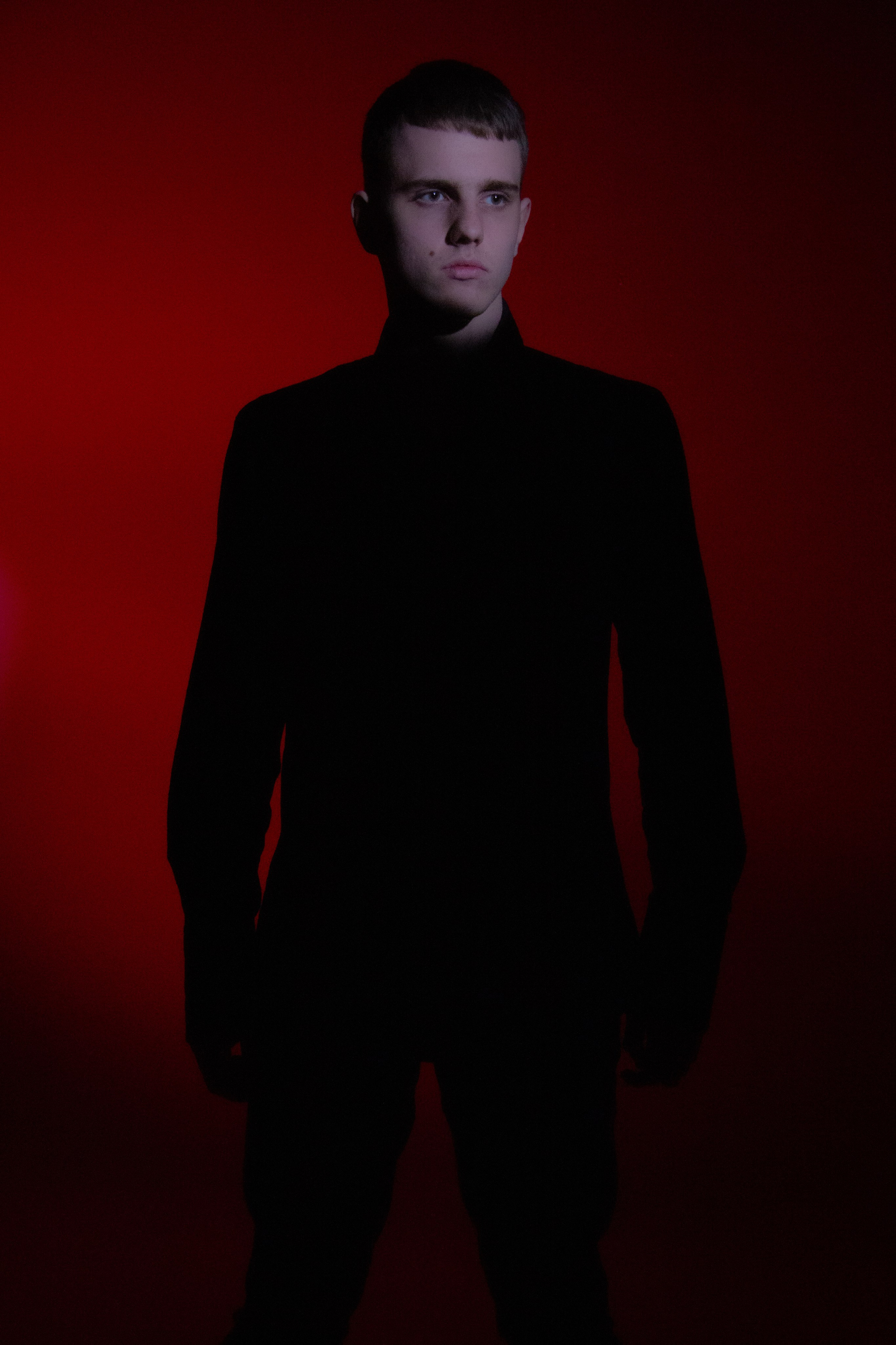 Мужской портрет с цветом. Главная