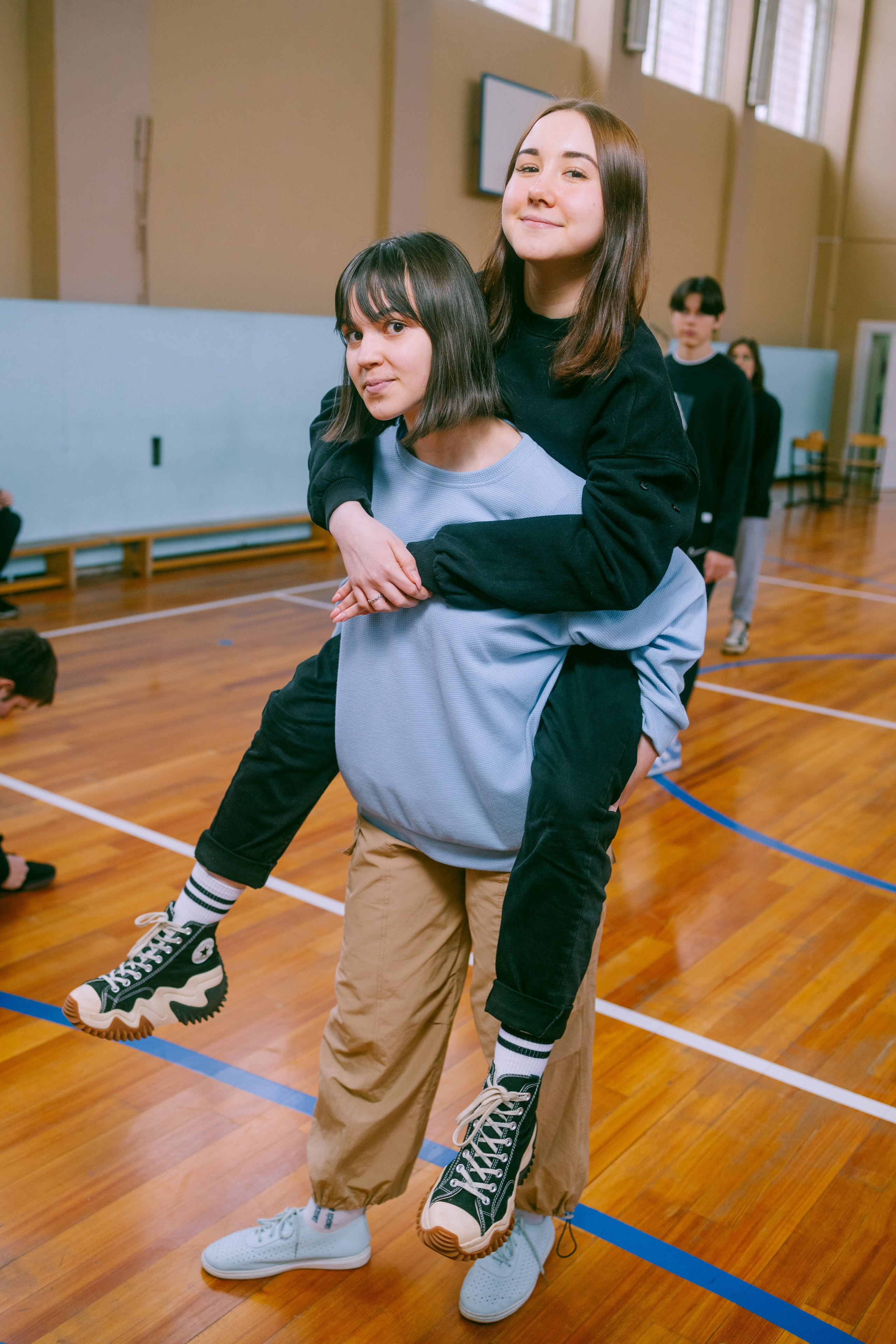 Групповая фотосессия 9 класса для альбома. Выпускные альбомы в Серпухове