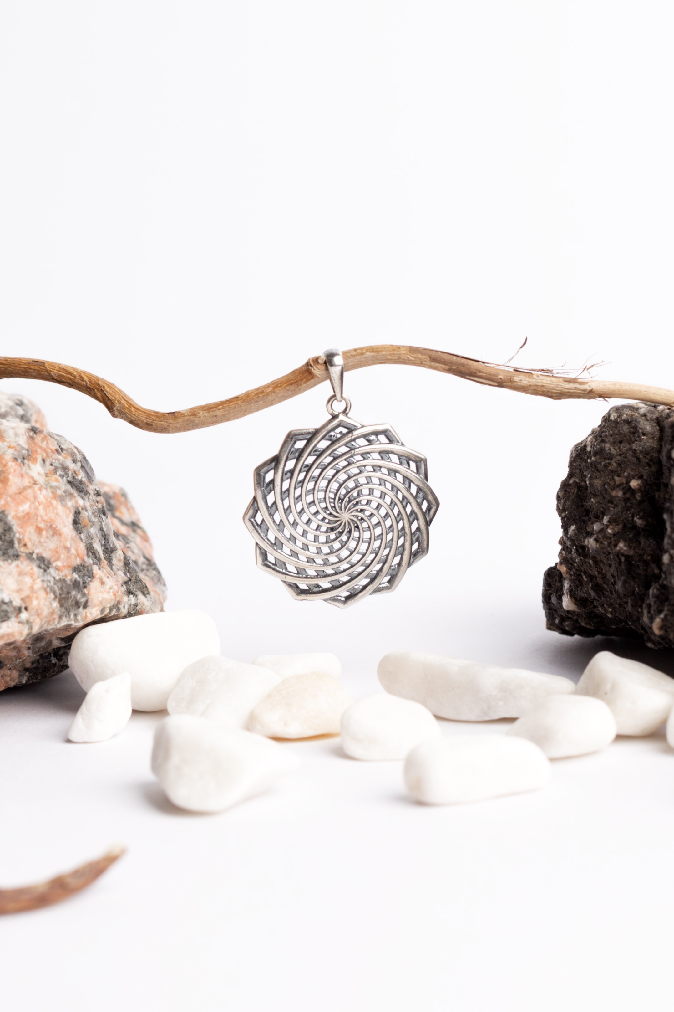 ARTEFACTUM.SHOP. Фотограф для брендов из Санкт-Петербурга Элина Каспаравичюс