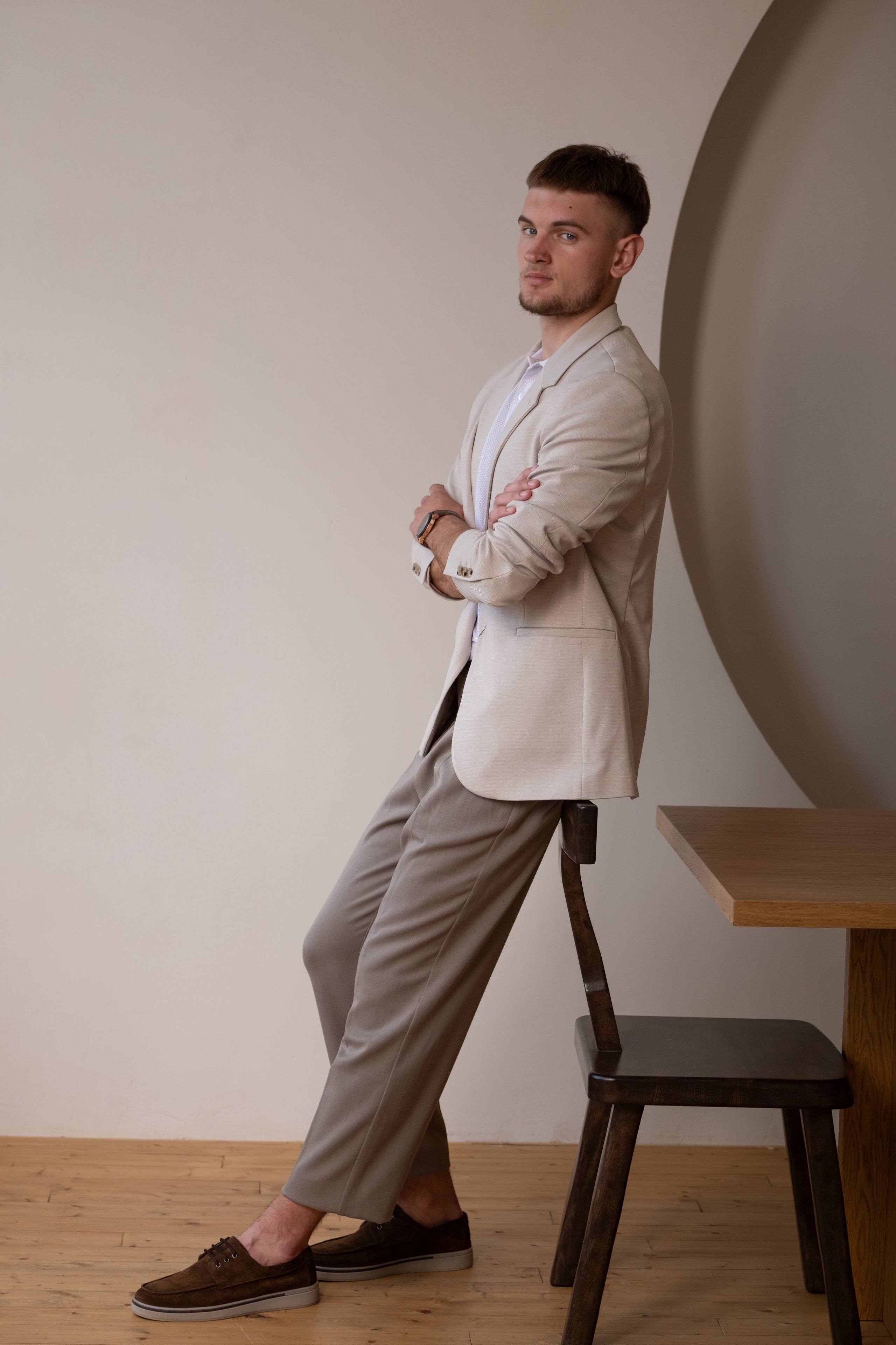 Владимир. Профессиональная фотосъемка в Крыму. Натуральные эмоции и живые кадры. Забронируйте дату прямо сейчас!