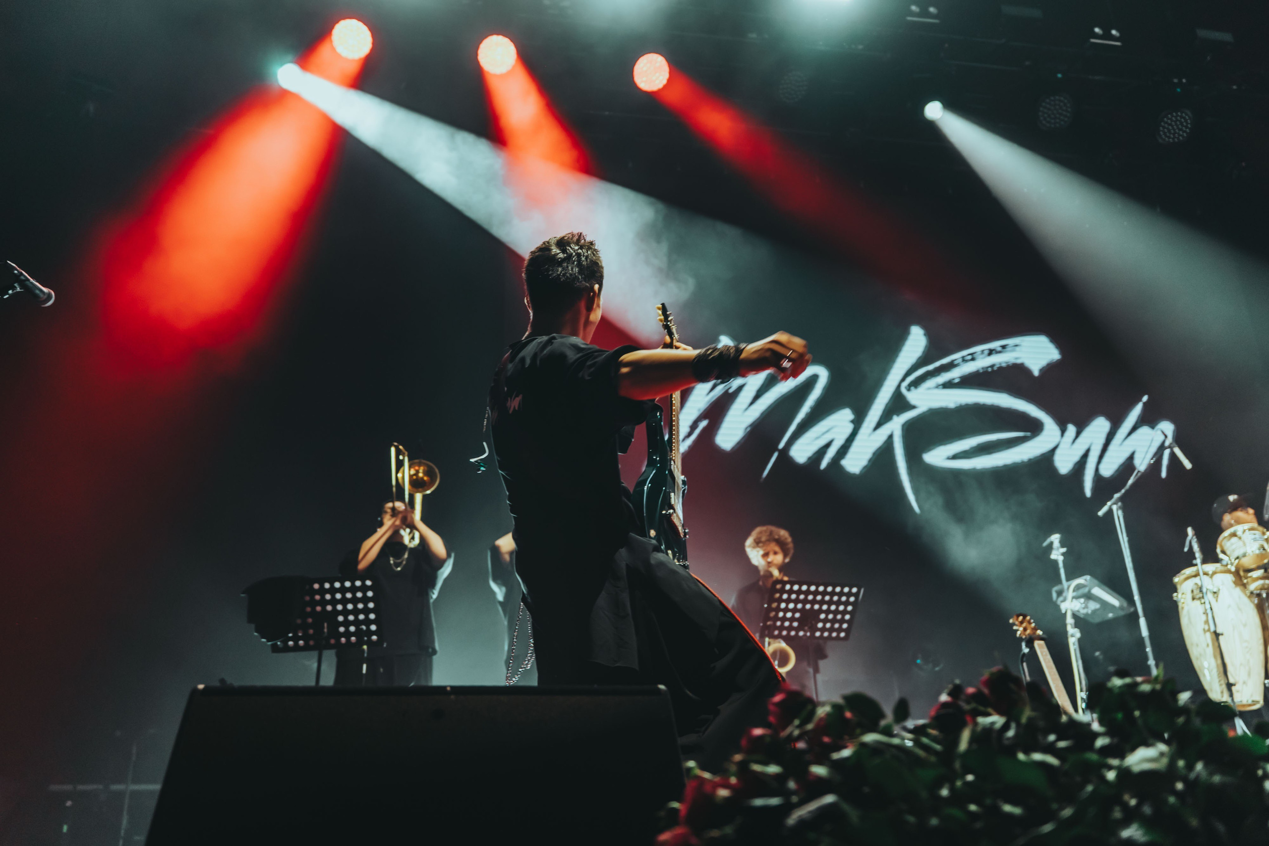 МакSим в Астане. Профессиональный фотограф в городе Астана Копанев Данил