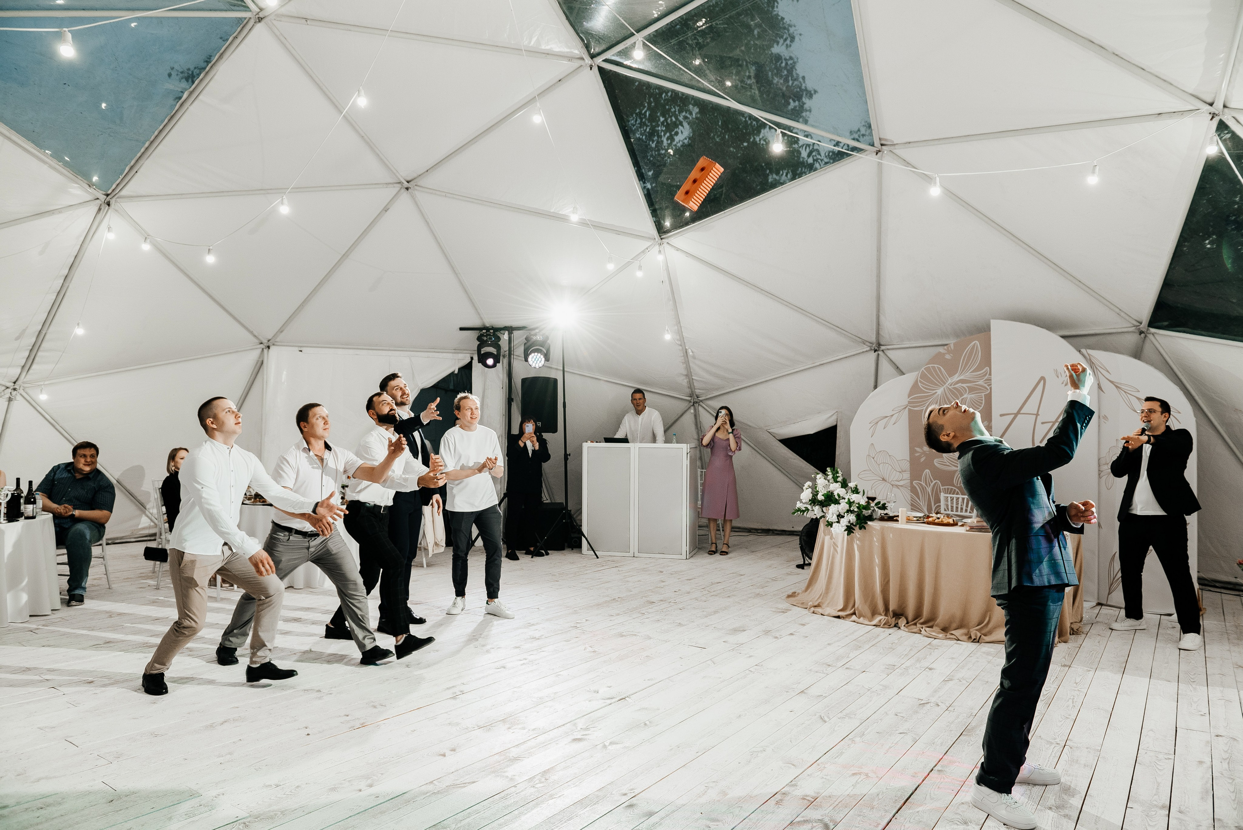 Свадебный фотограф в Екатеринбурге. Свадебная фотосъемка. Свадебный фотограф в Екатеринбурге