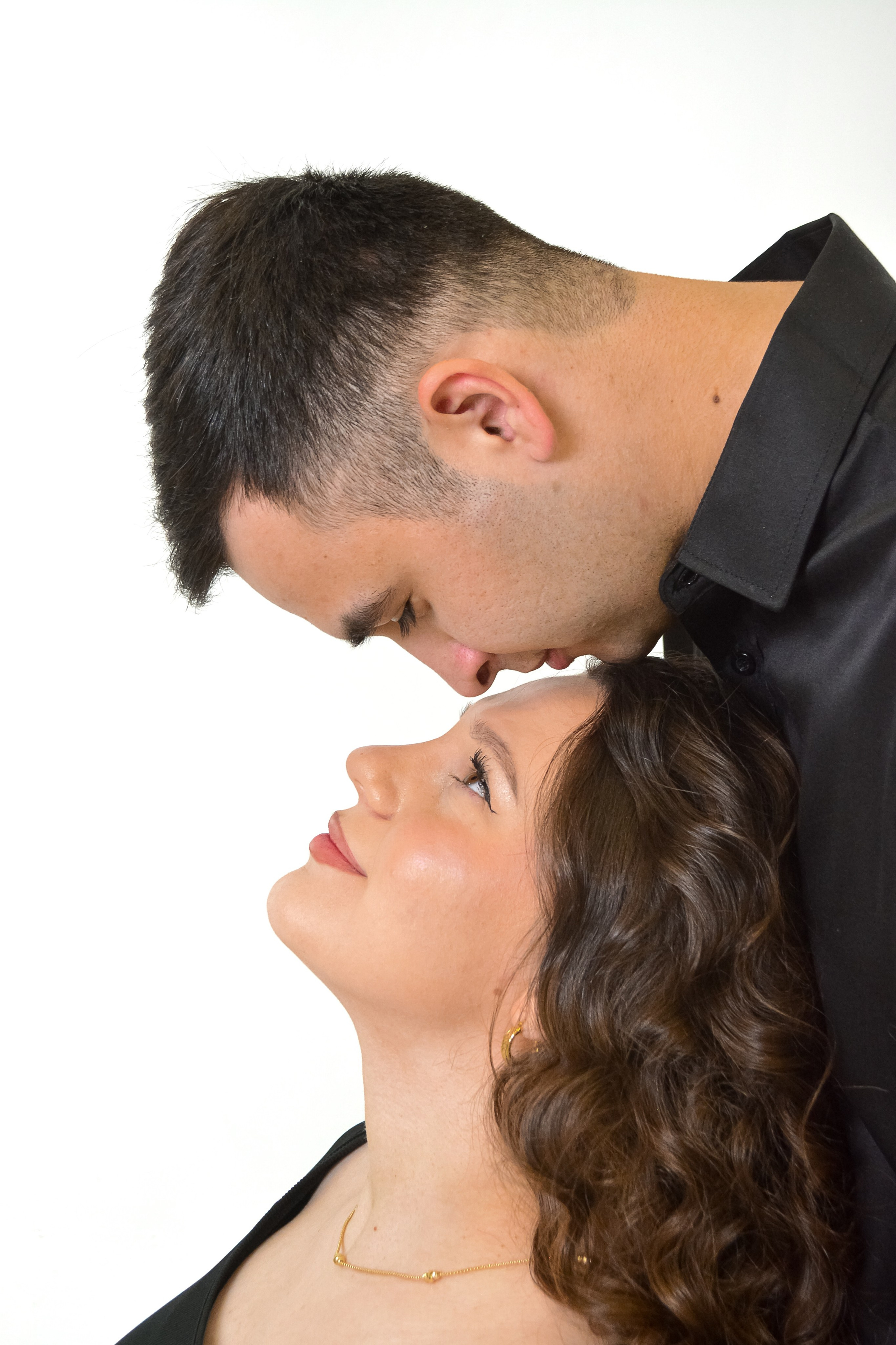 Love-story. Индивидуальный/лавстори/предметный фотограф в Хабаровске Осыка Дарьяна