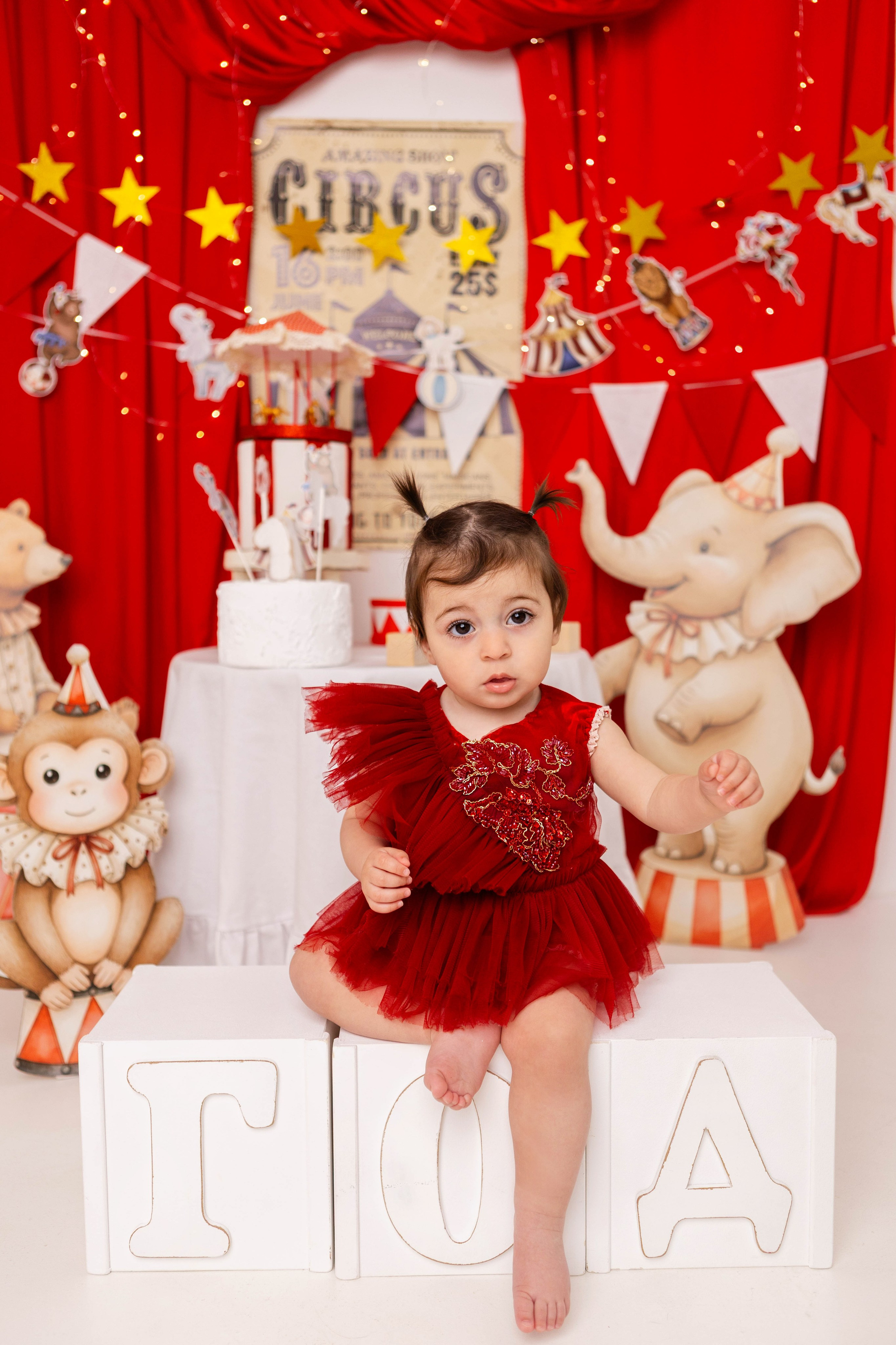 Лилит 1 год. Фотостудия «Mom baby» (Цирк). Свадебный семейный и детский фотограф в Краснодаре Карина Федоровская