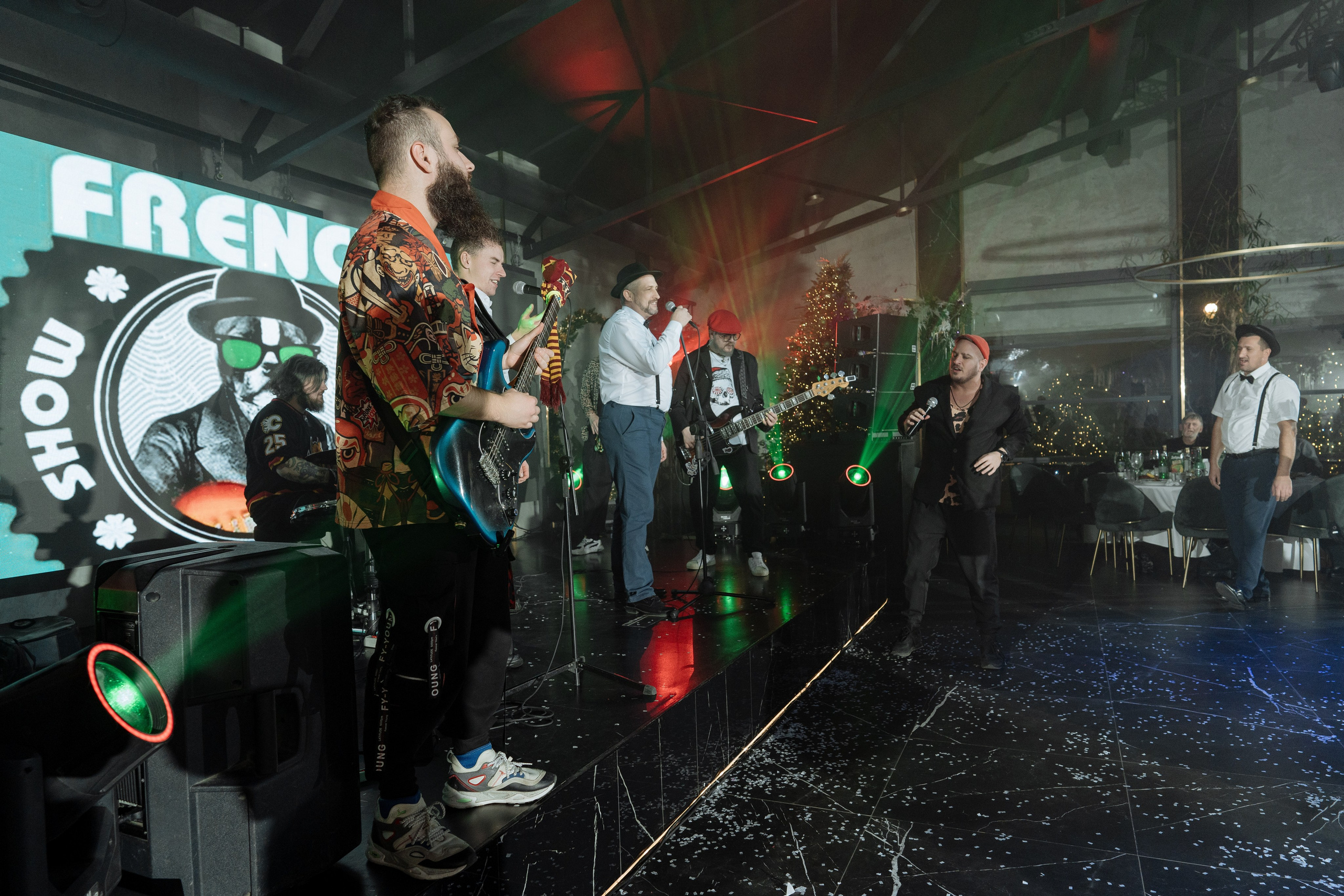 Альбион Тур