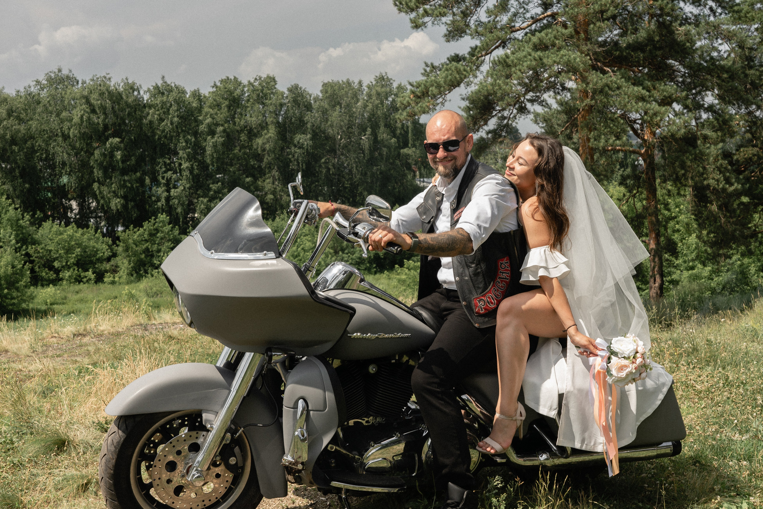 Дарья и Сергей (летний свадебный репортаж). Эстетичная фото- и видеосъёмка Ирина Арсентьева. Челябинск и весь мир