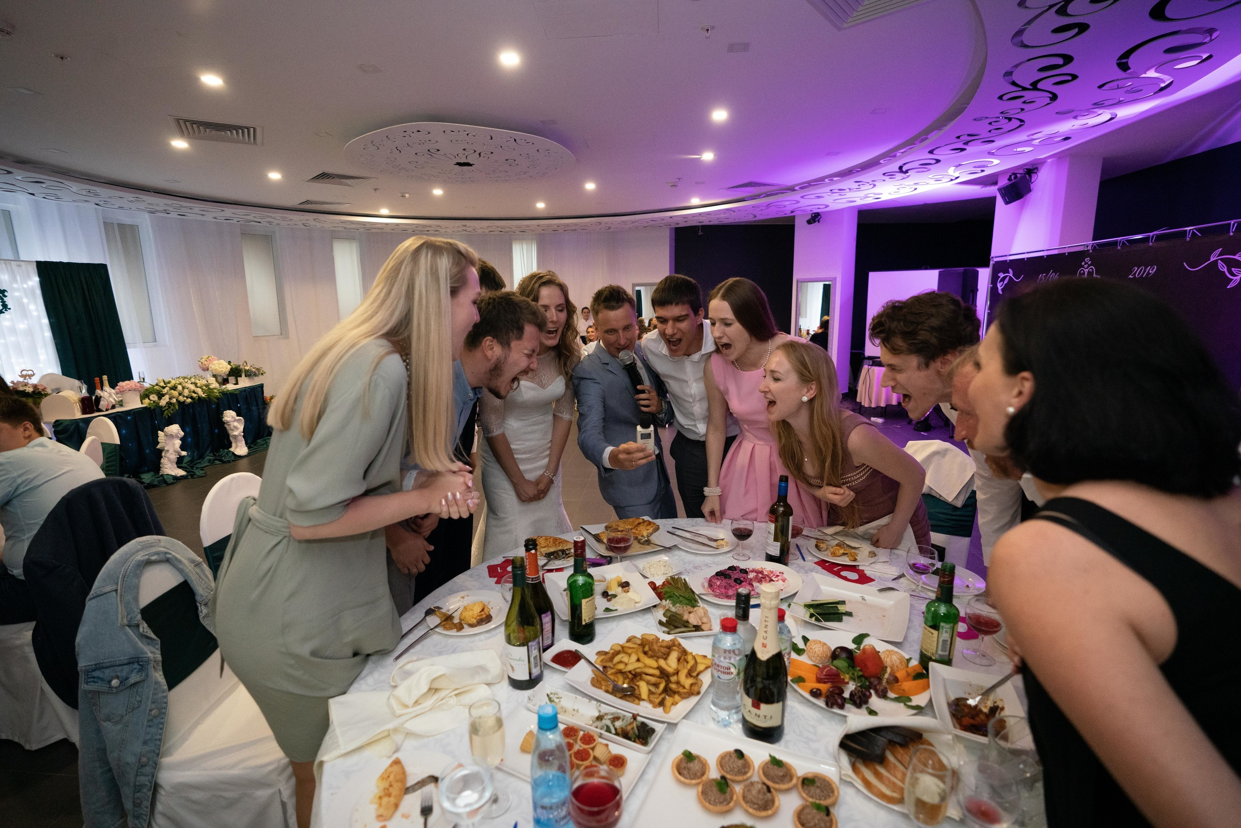 Аня и Андрей. Ведущий на свадьбу в Москве Зубков Алексей