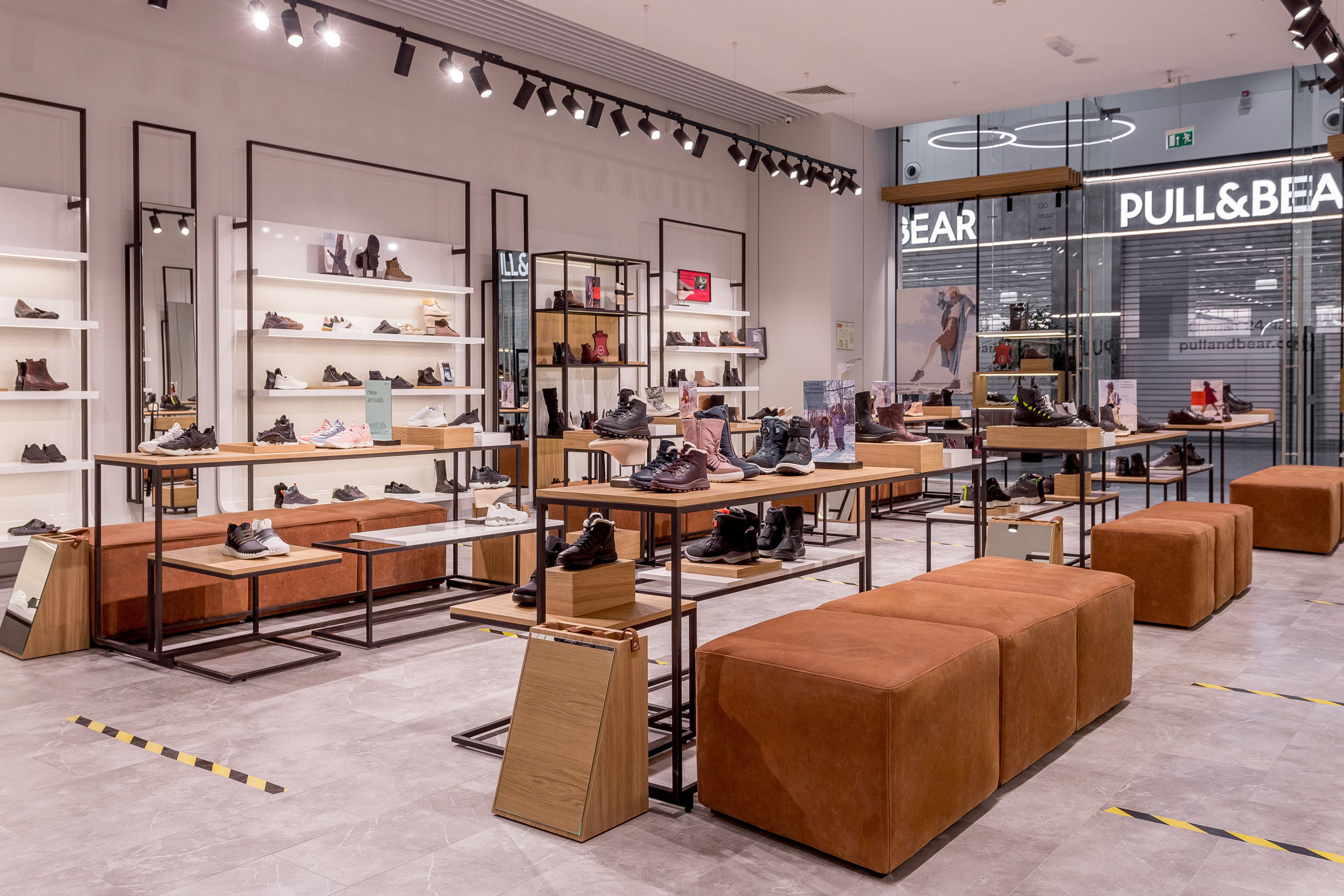 Фотосъемка магазина в Краснодаре Ecco. Интерьерный фотограф Краснодар: профессионально по доступным ценам