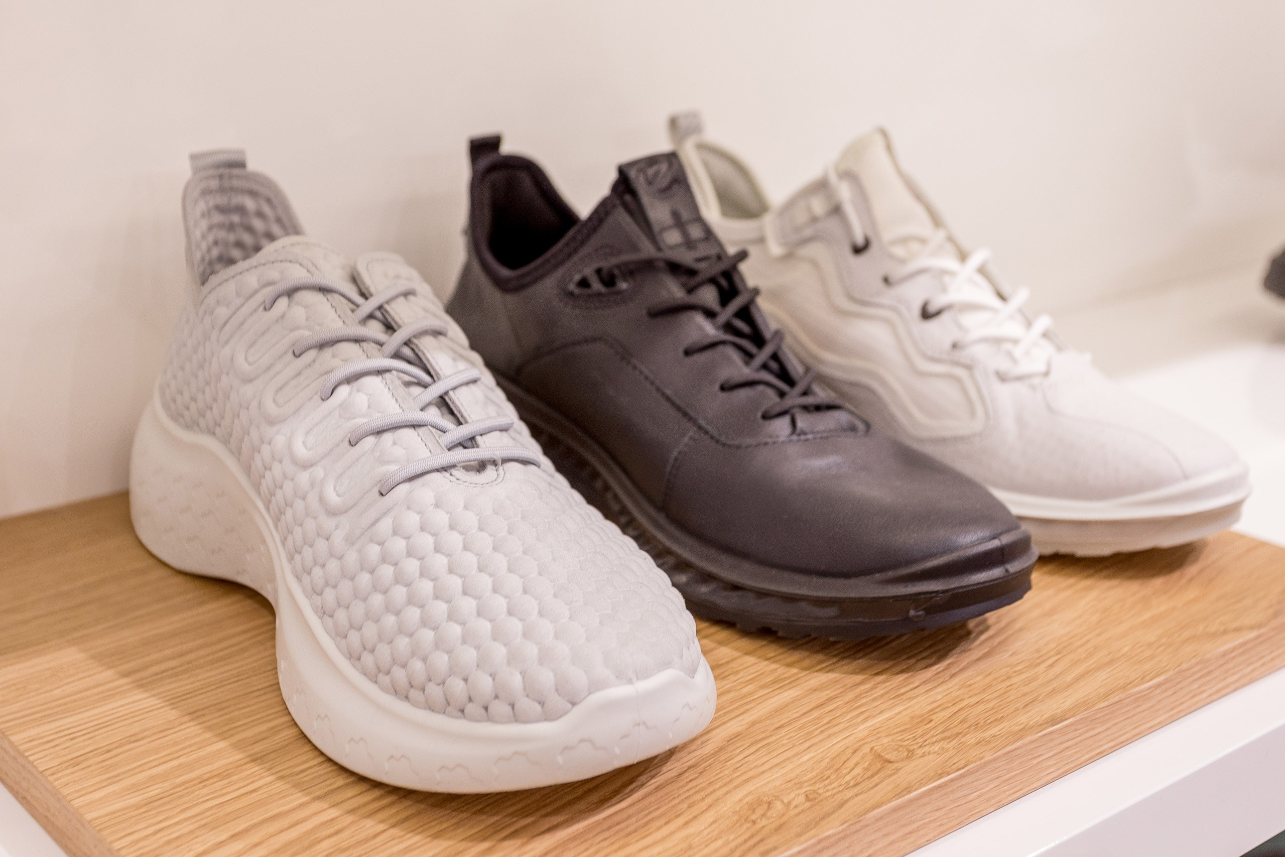 Фотосъемка магазина в Краснодаре Ecco. Интерьерный фотограф Краснодар: профессионально по доступным ценам