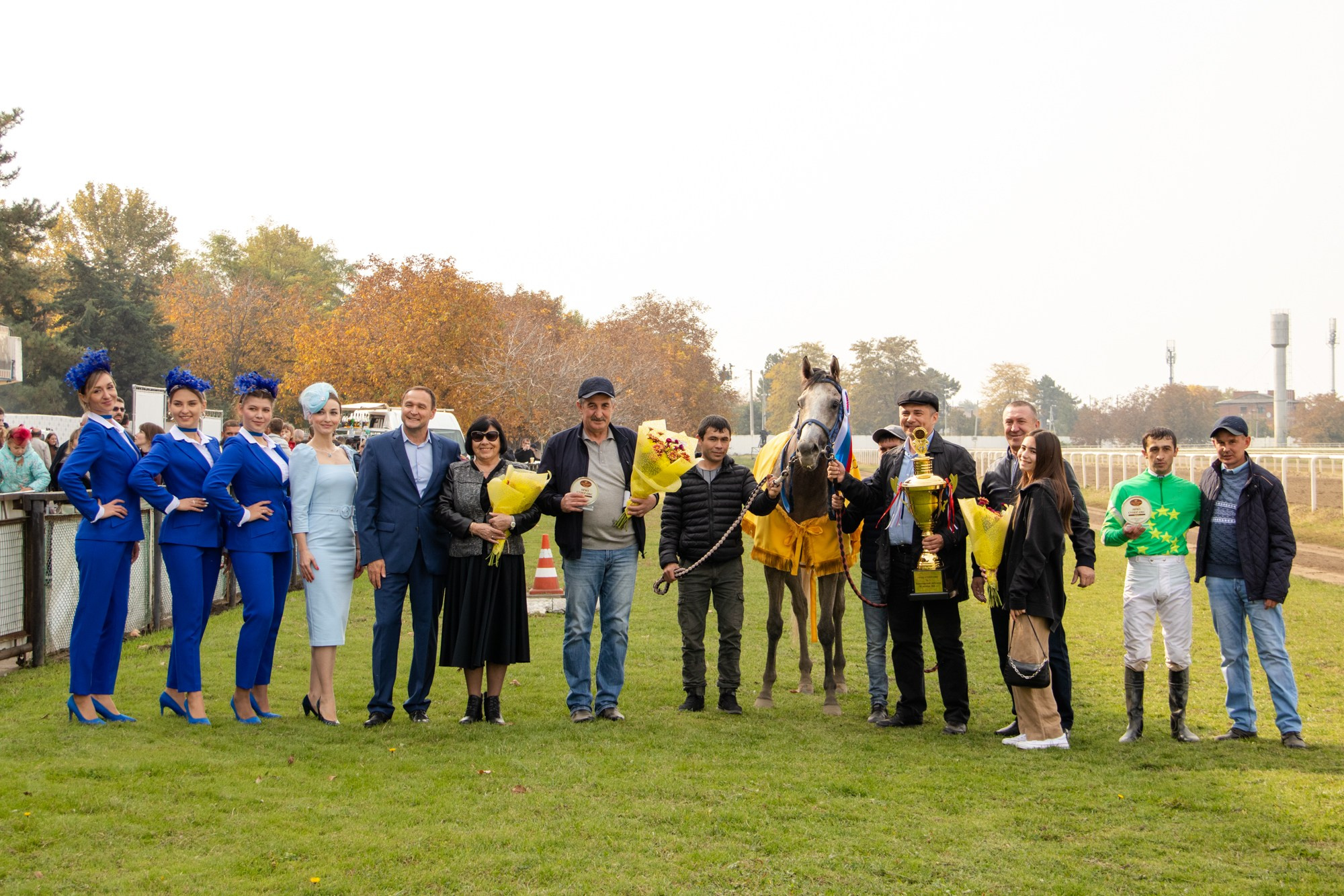 Закрытие скакового сезона на Краснодарском ипподроме. Репортажный, промышленный и маркетплейс-фотограф Дмитрий Чернат