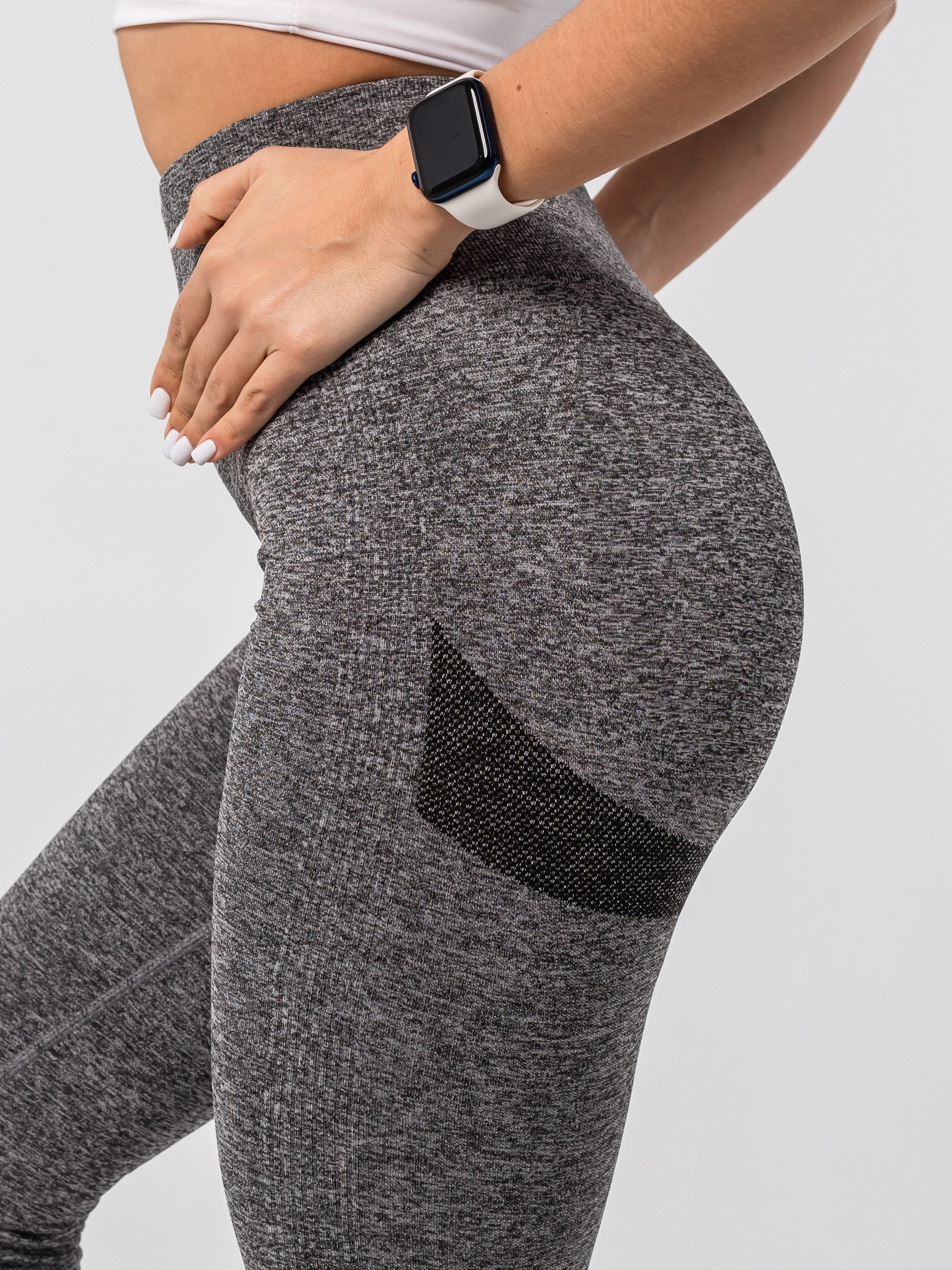 Леггенсы. Фотограф в Краснодаре Арина Кудряшова