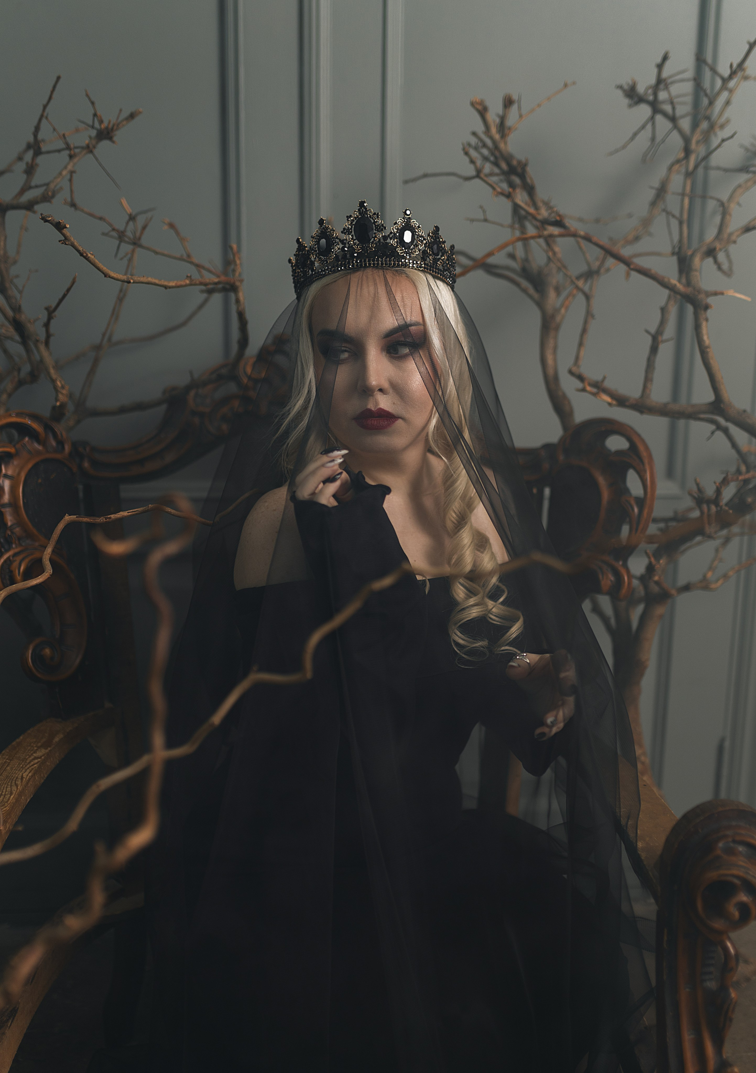 Queen of darkness. Портретный фотограф Кристина Лукьянова
