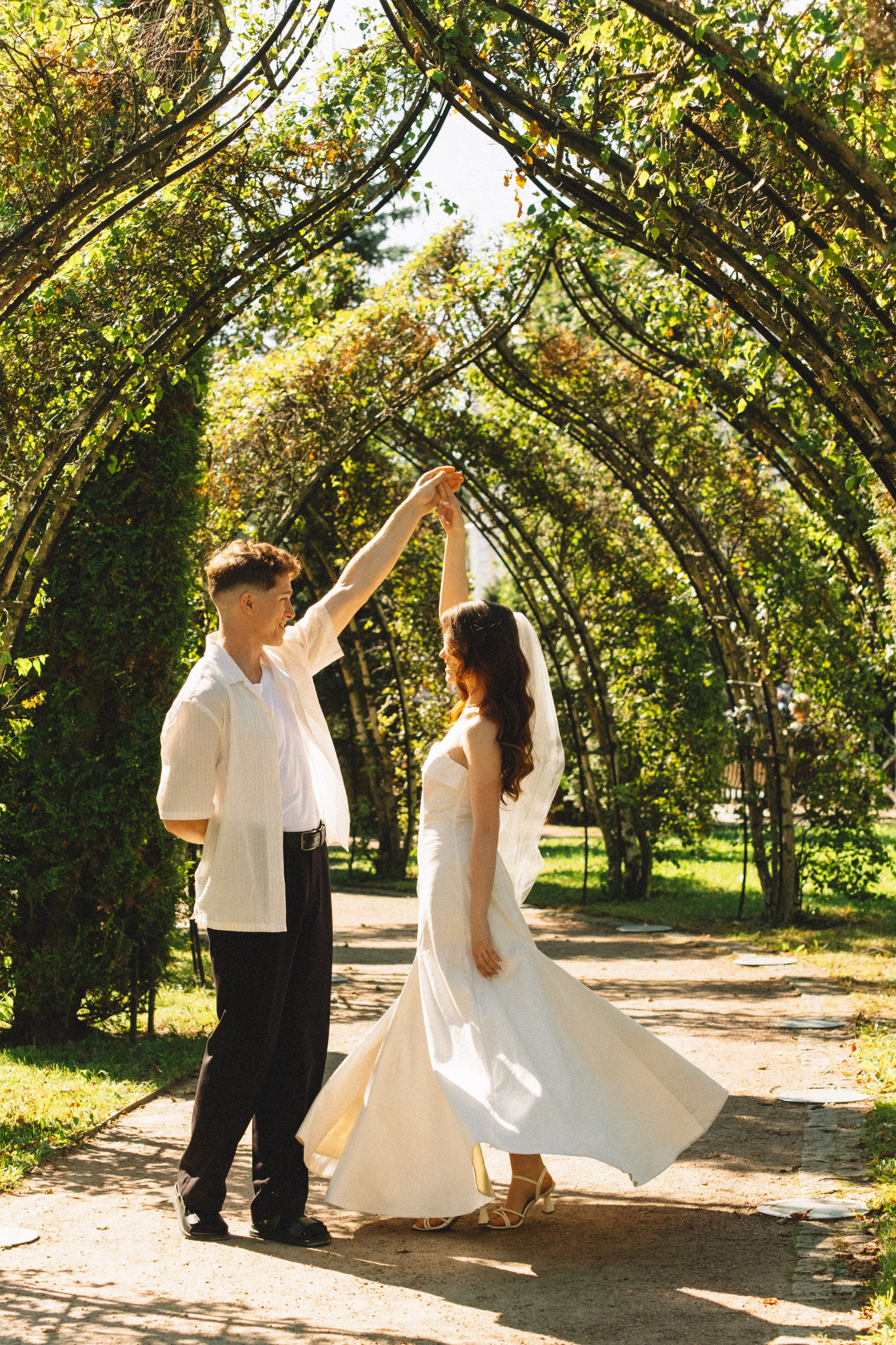 СВАДЕБНАЯ СЬЕМКА В ПЕТЕРГОФЕ И СЬЕМКА РЕПОРТАЖА В ЗАГСЕ ПЕТЕРГОФА. Профессиональный фотограф, Санкт-Петербург — Виктория Богомолова