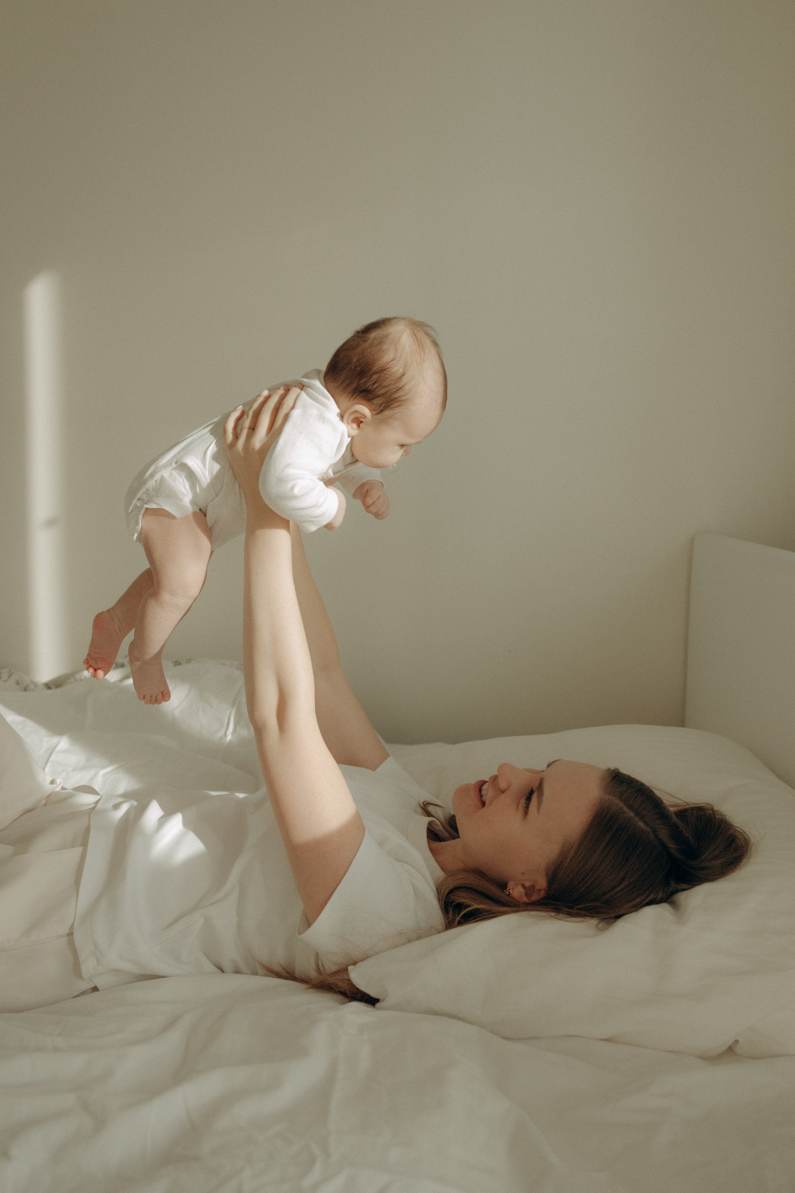 Семейная фотоистория и история мамы и малыша. Семейный фотограф в Санкт-Петербурге Мария Соколова