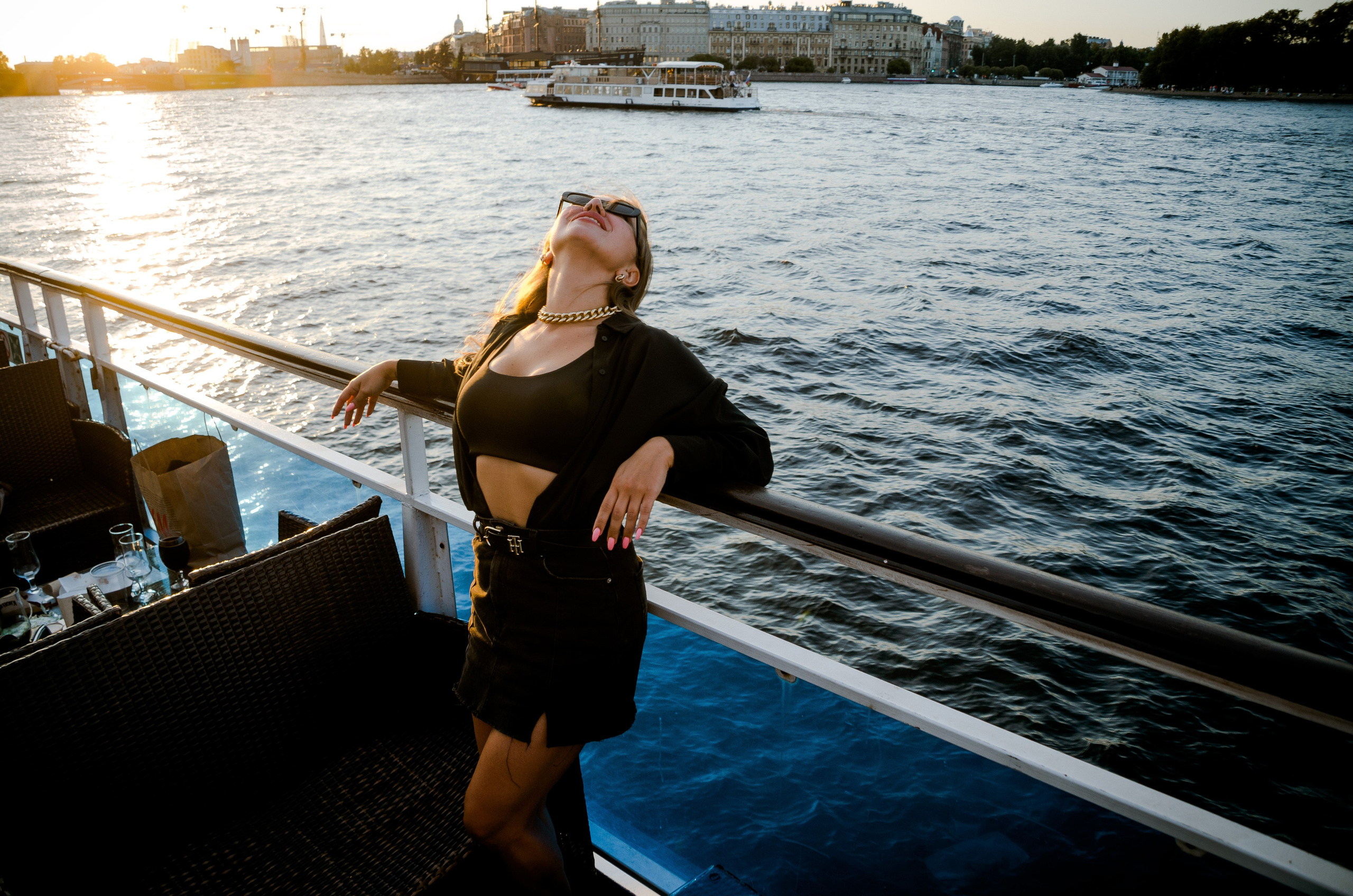 Кораблик. Пивная встреча. Alice_insomnia