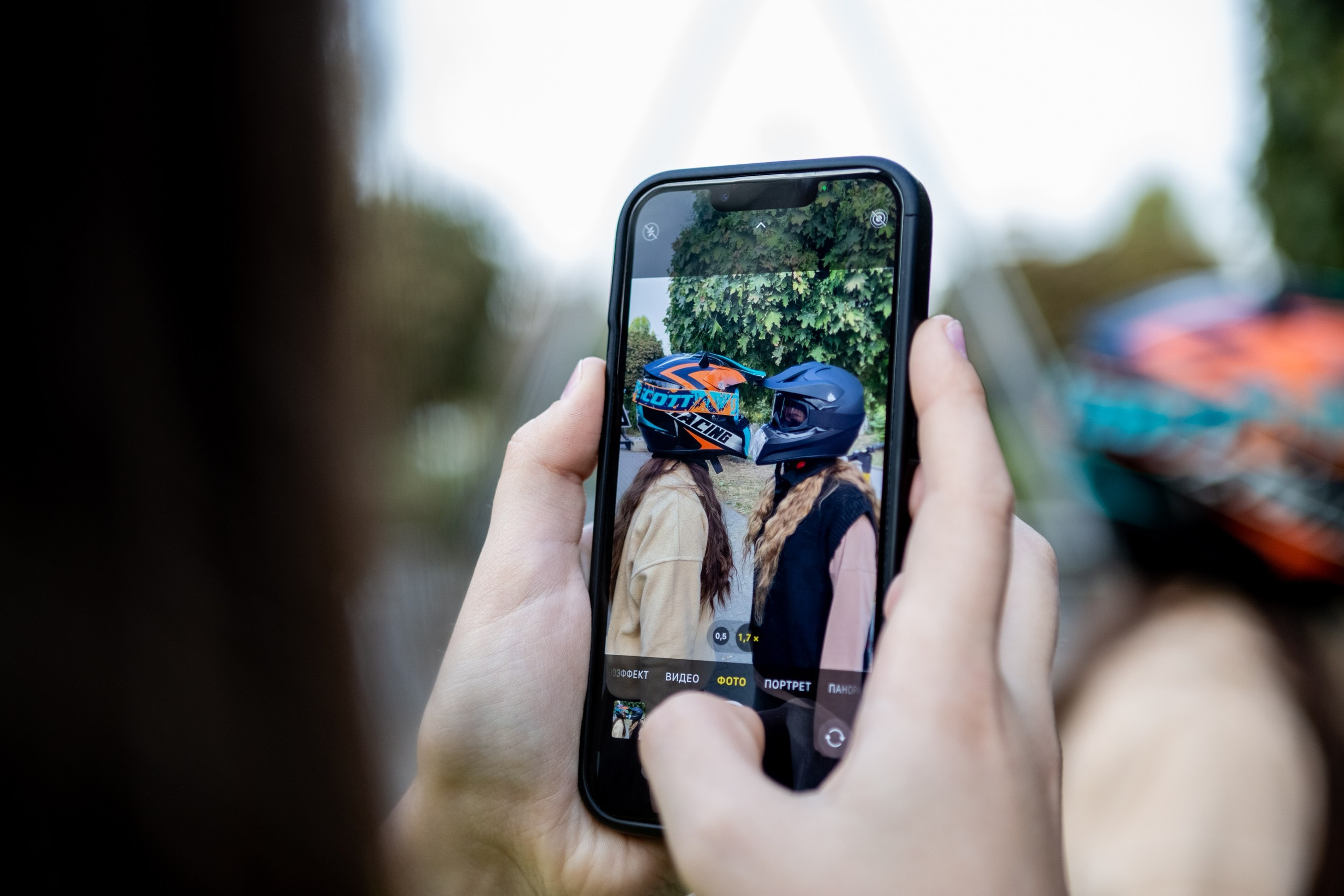 Прогулка. Выпускные альбомы Воронеж " СОКОЛ фото»