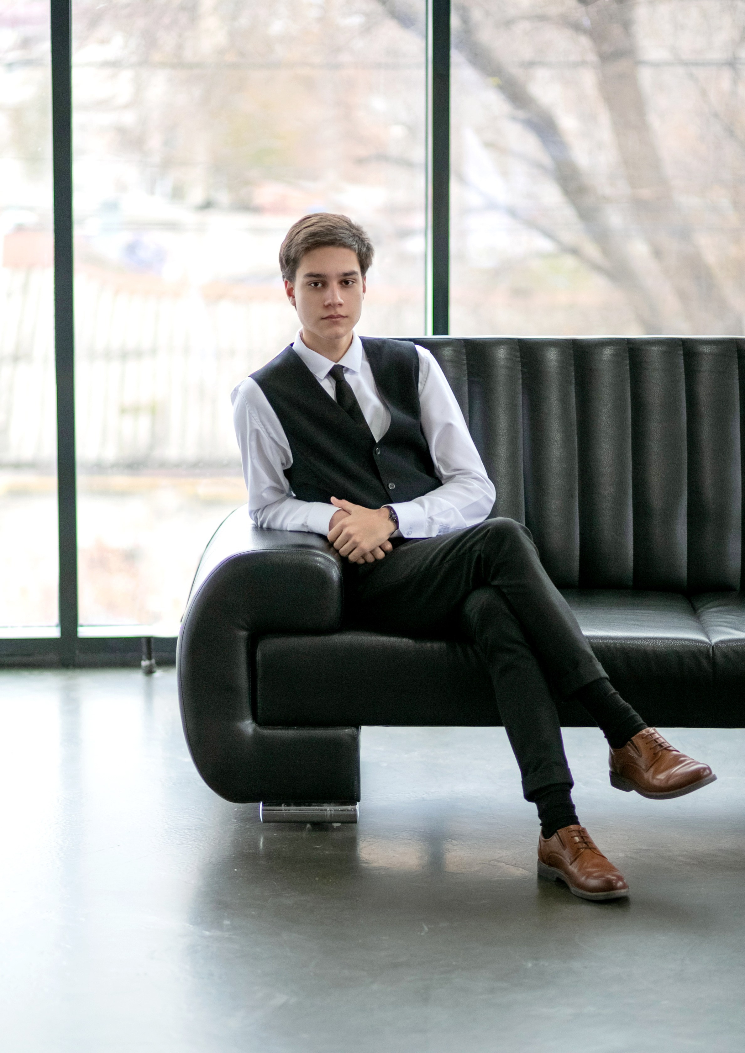 Фотостудия LOFT- зал ОКНА. Выпускные альбомы Воронеж от Веры Соколовой