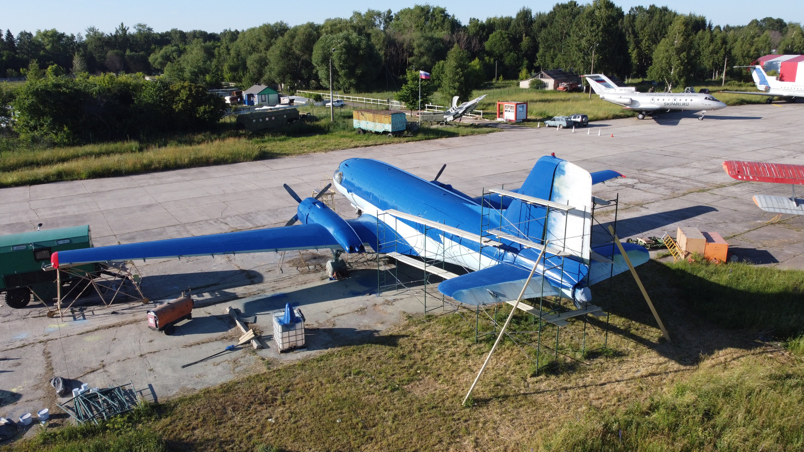 Ил-14Т «Голубая Мечта» — покраска (2022г). Фотоальбом показывающий увлекательный мир авиации и мир медведей Андрея Иванова