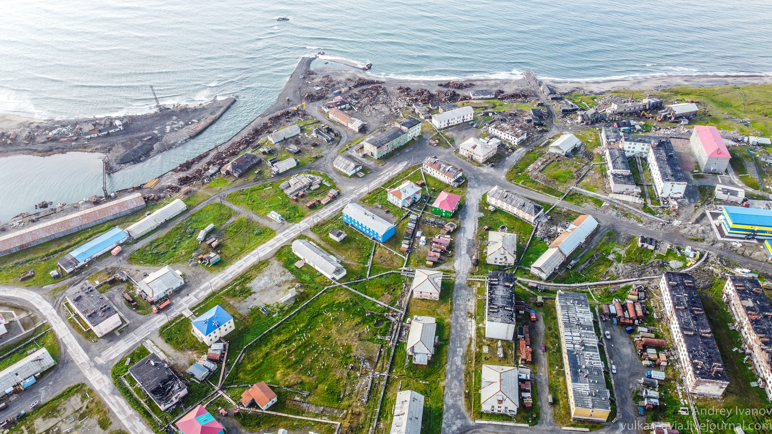 Амдерма — наука (2020 г.). Фотоальбом показывающий увлекательный мир авиации и мир медведей Андрея Иванова