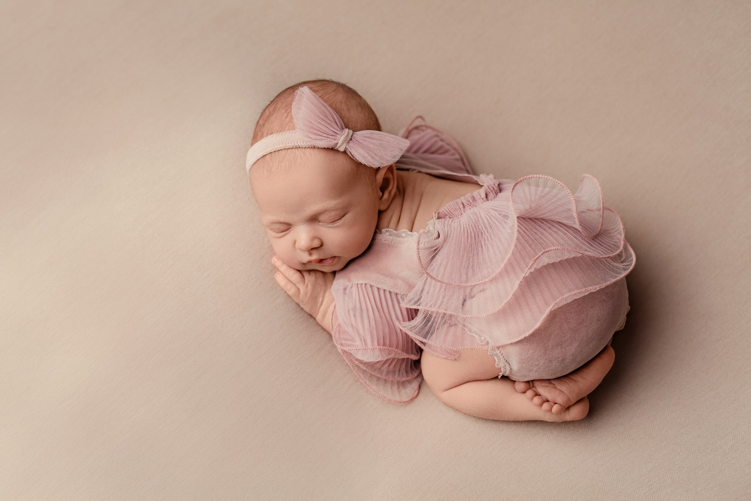 Мия, 8 дней. Фотограф новорожденных newborn ньюборн в Москве