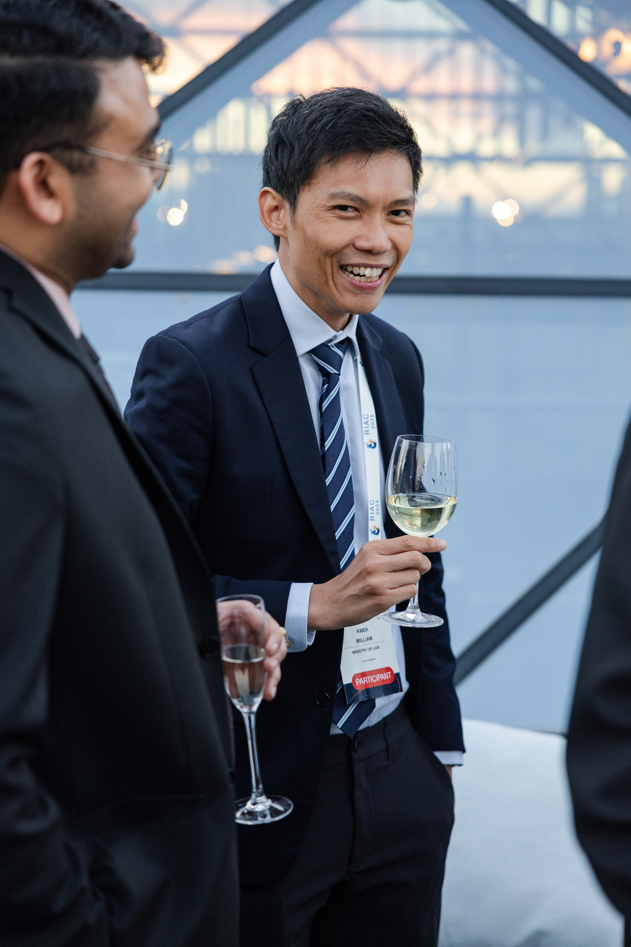 RIAC 2025. Свадебный репортажный фотограф в Москве