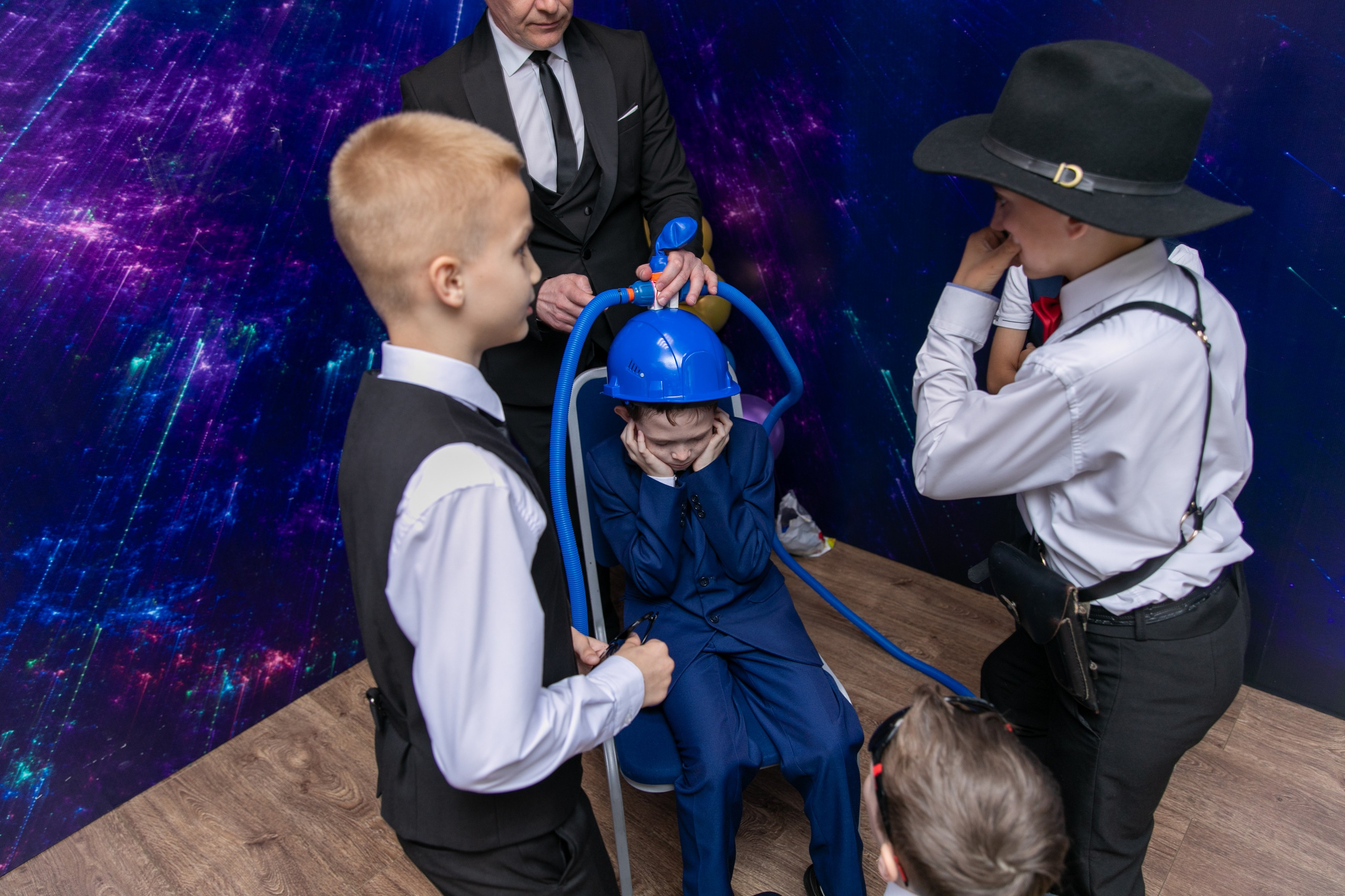 Выпускной 4 класс Гимназия 3 2025. Школьный и детский фотограф в Южно-Сахалинске Анастасия Лескова