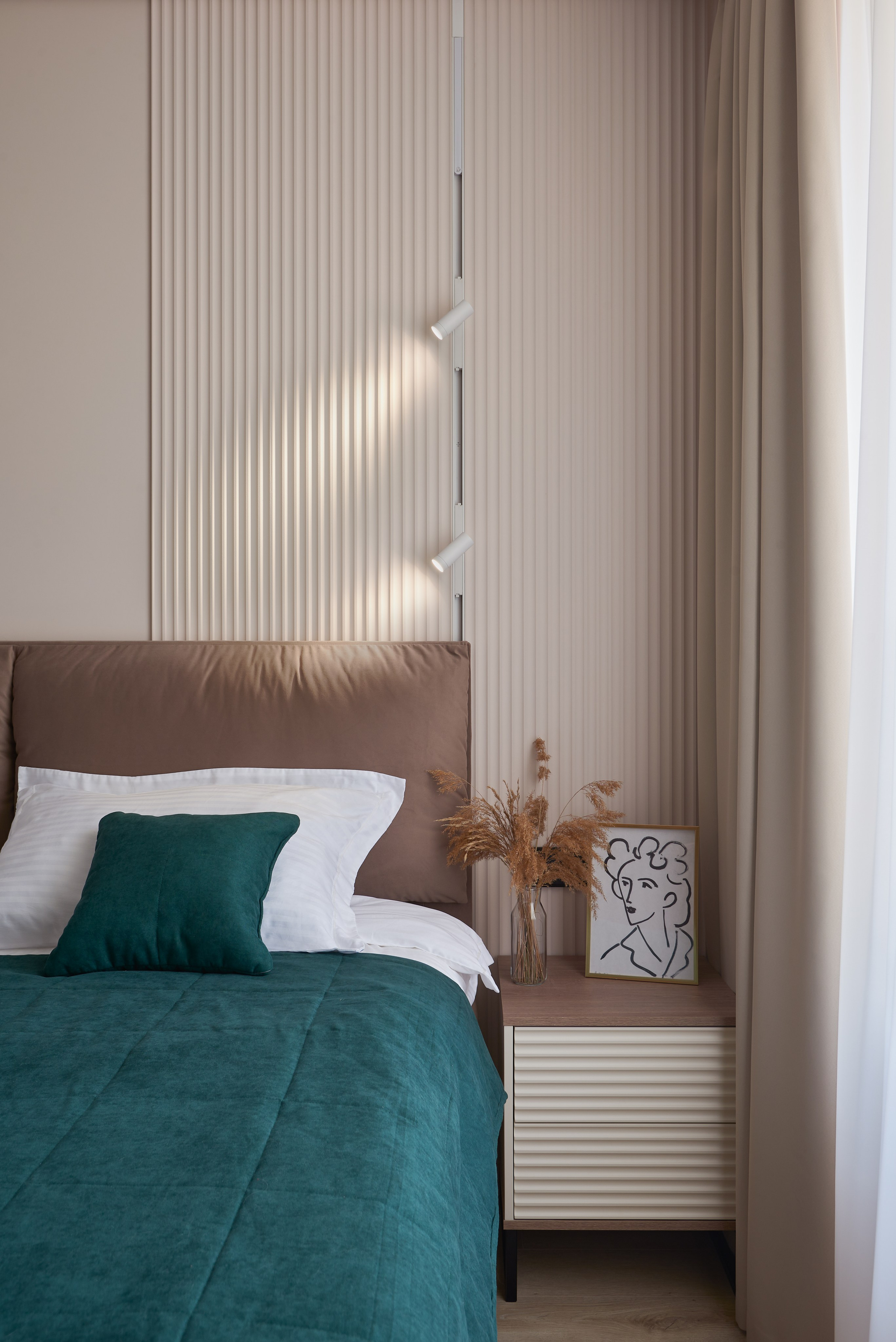 КВАРТИРА | НАБ. ЧЕРНОЙ РЕЧКИ. Интерьерный и архитектурный фотограф в Сочи МАКСИМ КСЕНЗОВ