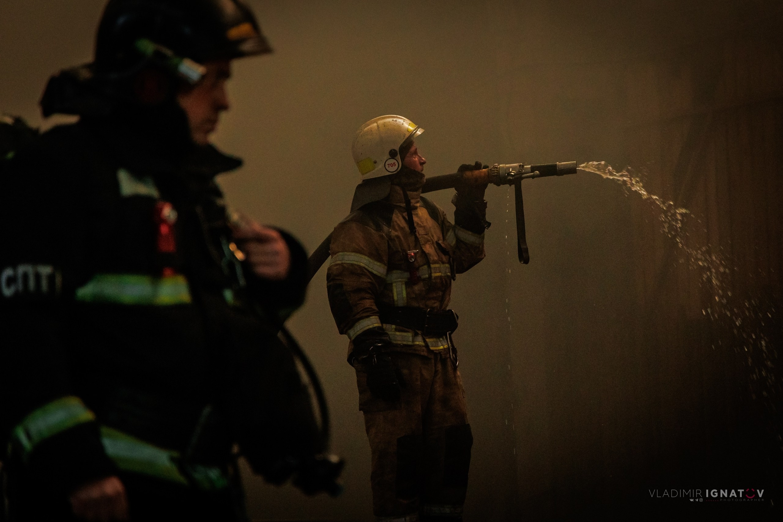 Пожарный репортёр Барнаул. Репортажный фотограф в Барнауле Владимир Игнатов