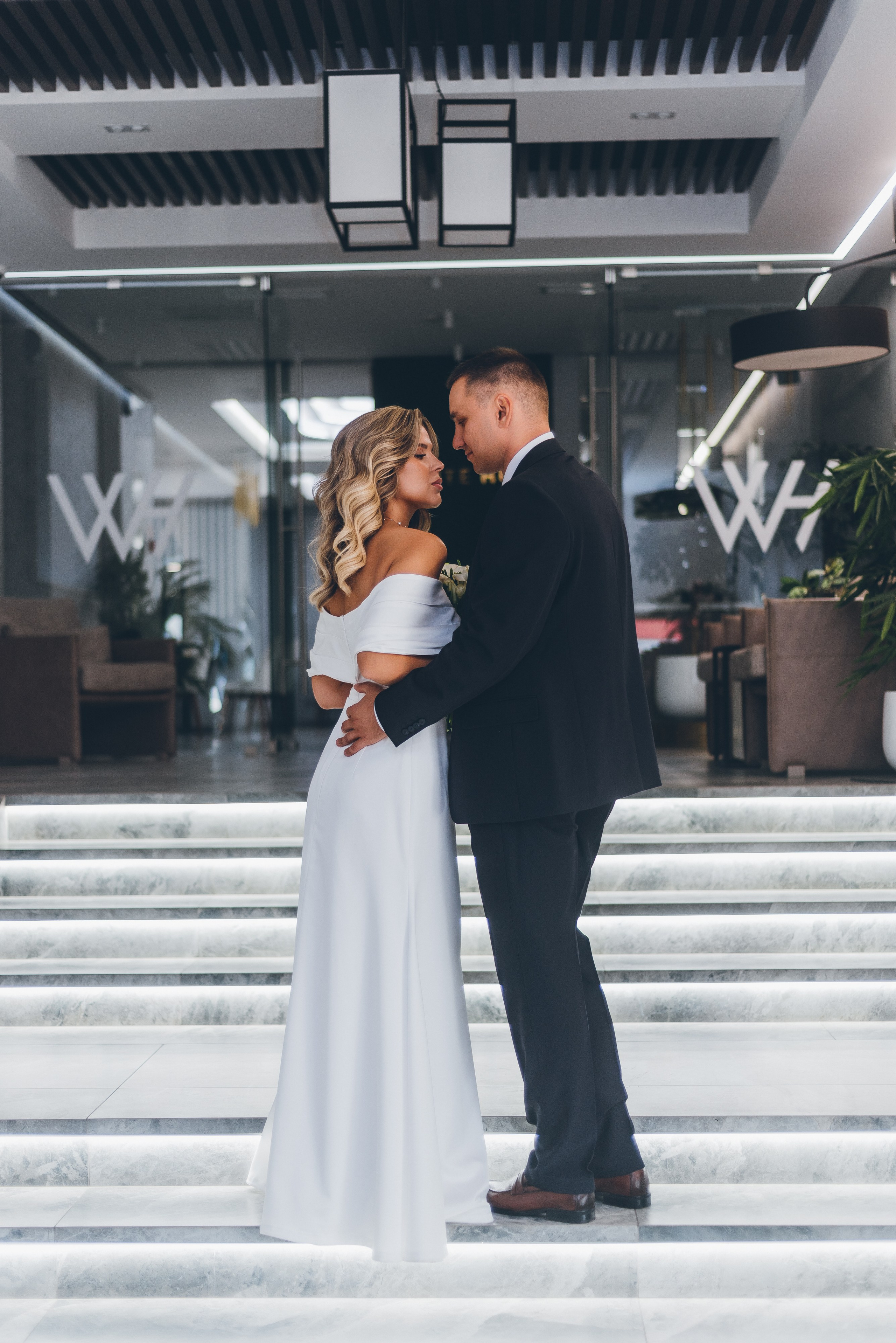 Виталий и Алина. Свадебный фотограф в Москве Лиза Бужинская