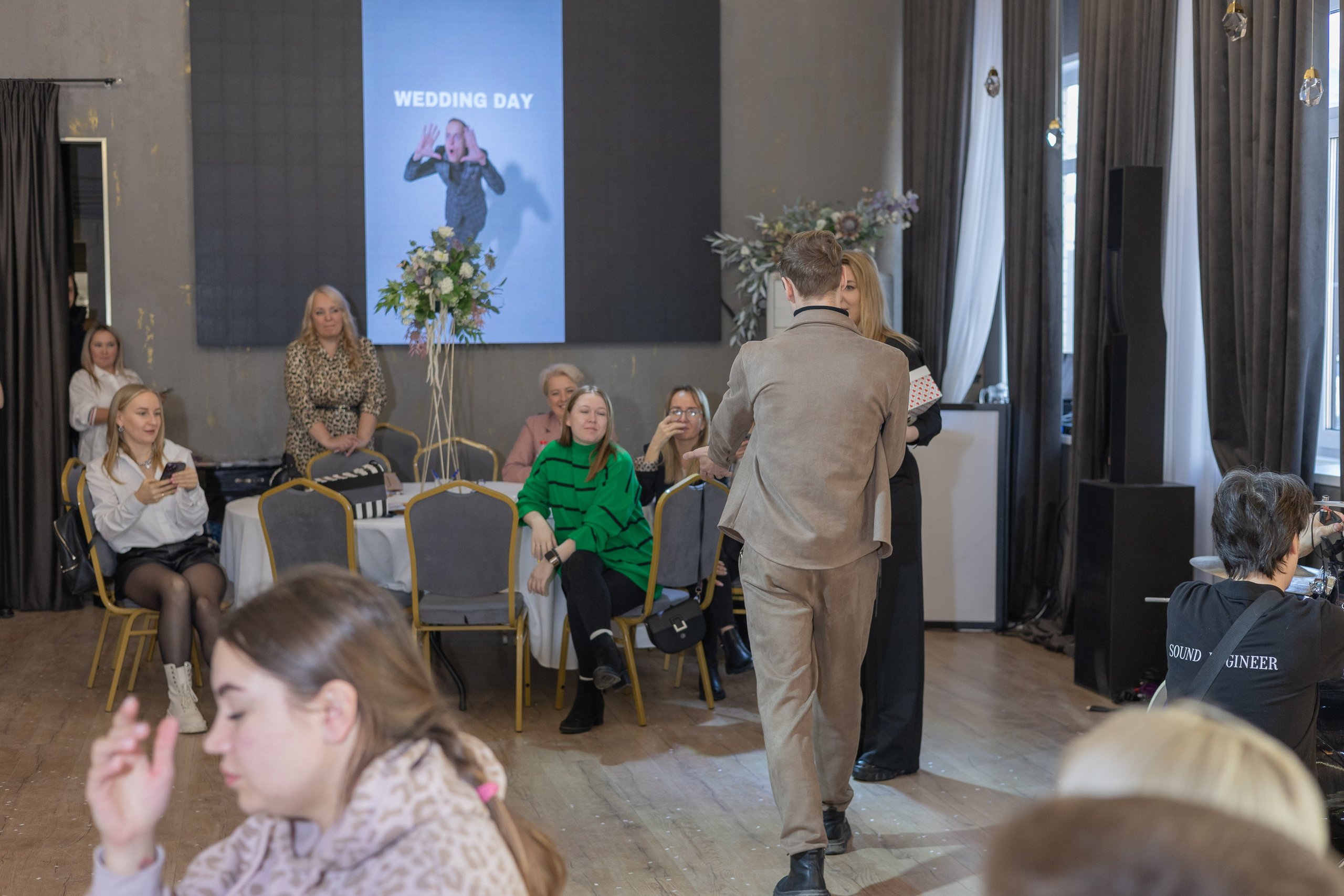 Свадебное чаепитие для молодоженов