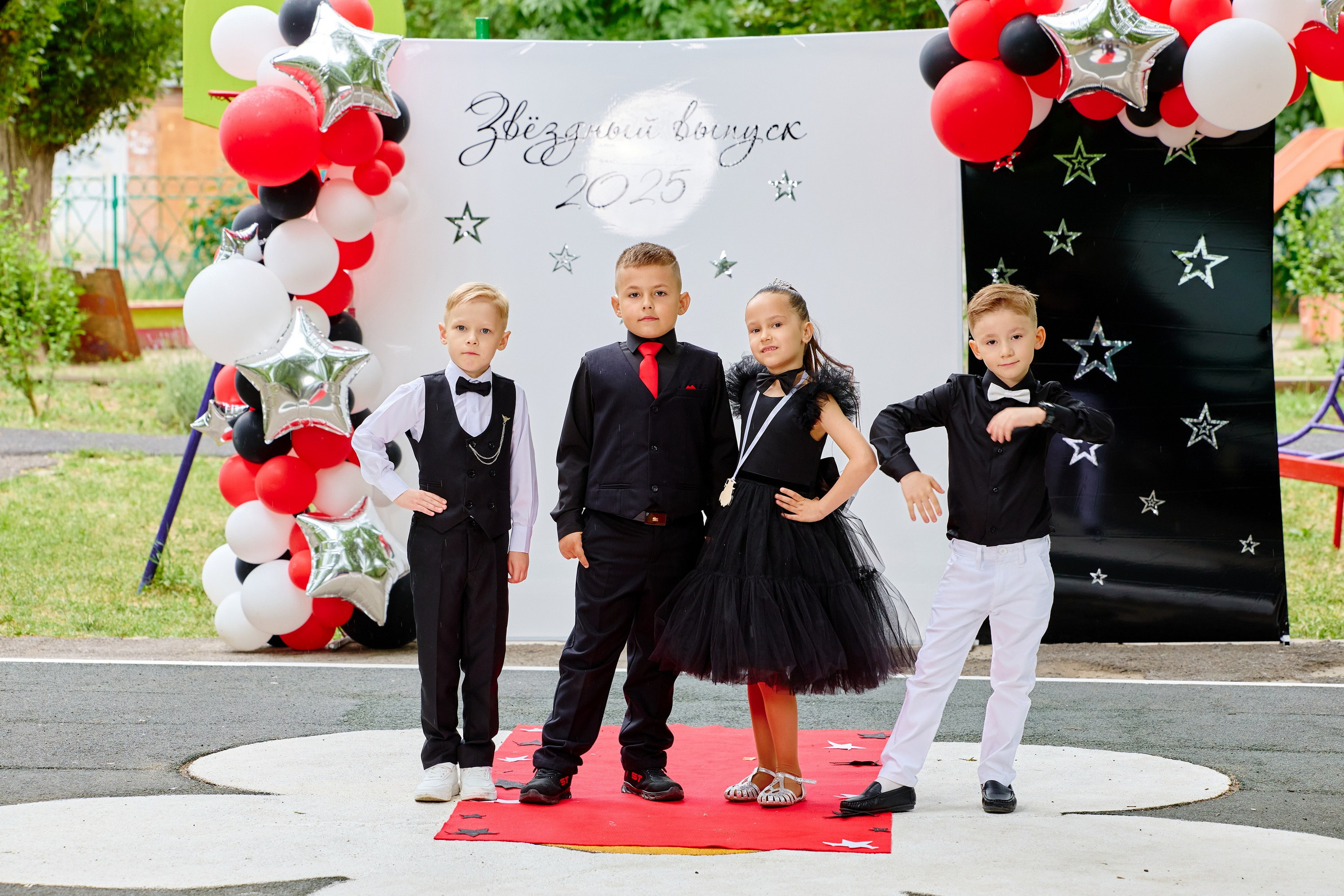 Выпускной 45 сад. Фотограф Выпускные альбомы Таганрог Сергей Коробченко