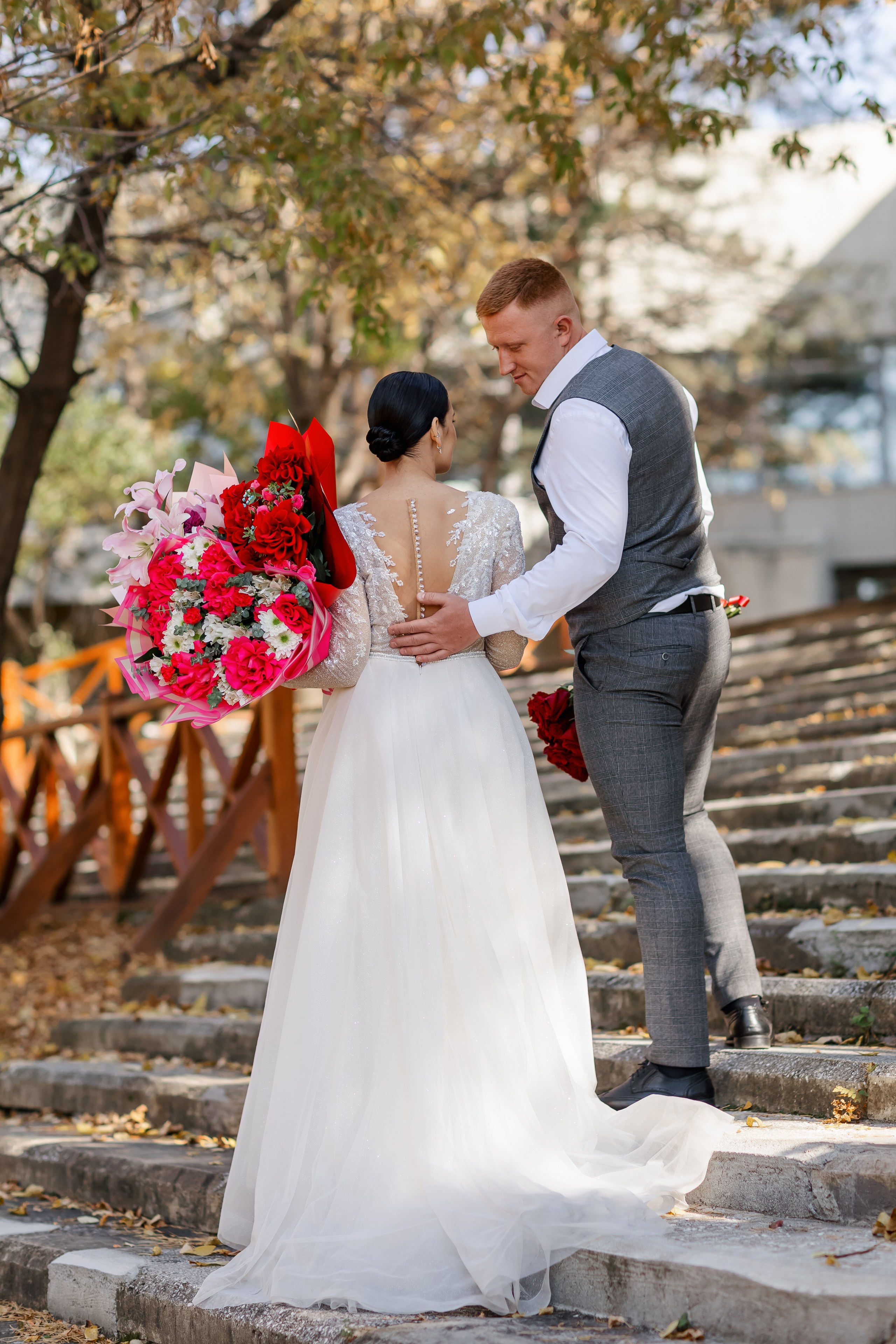 Степан и Алина. Красивая осенняя прогулка. Свадебный фотограф в Хабаровске