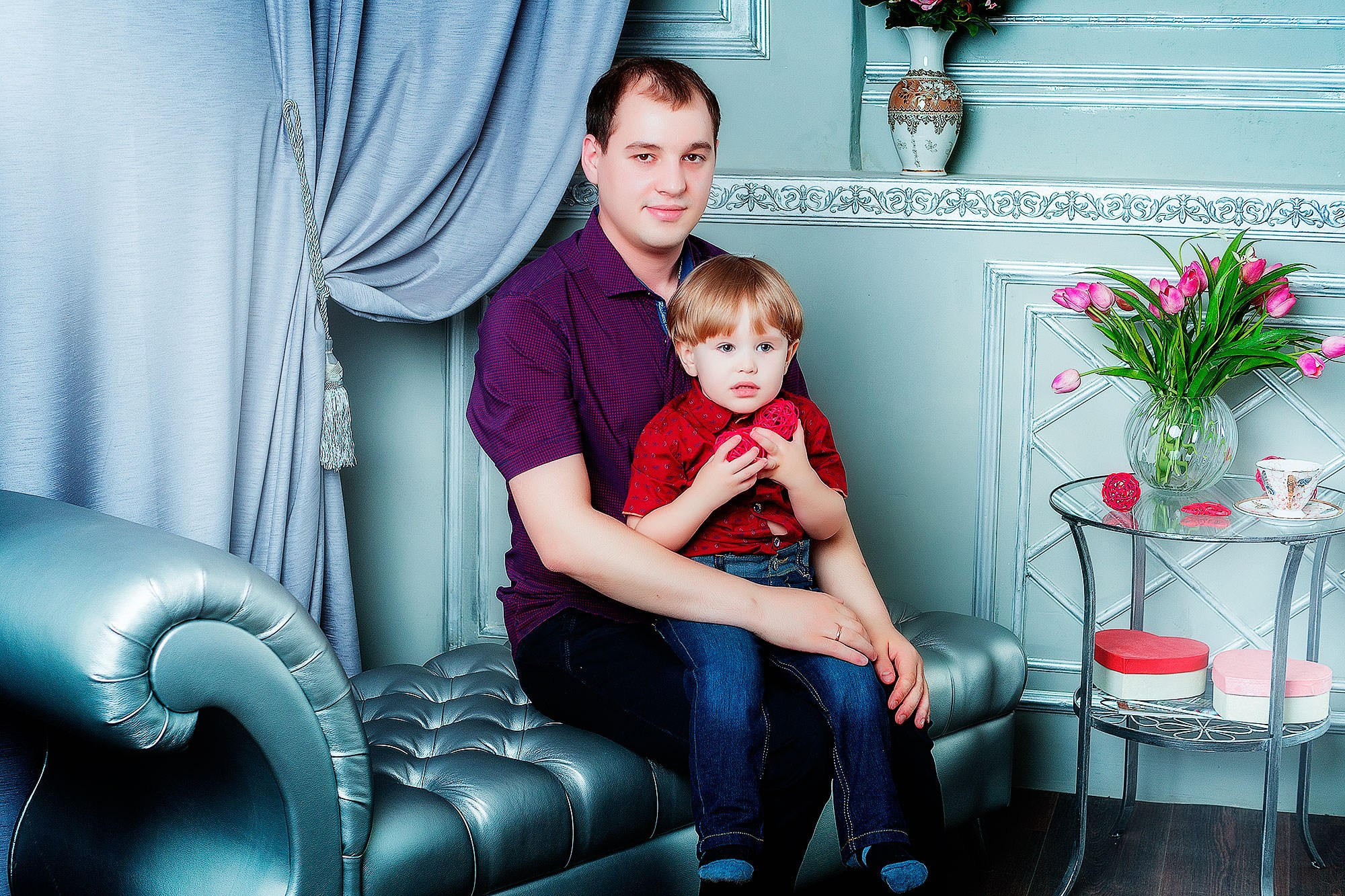 Семейная съёмка в студии. Семейный фотограф г. Новокузнецк Юлия Машникова