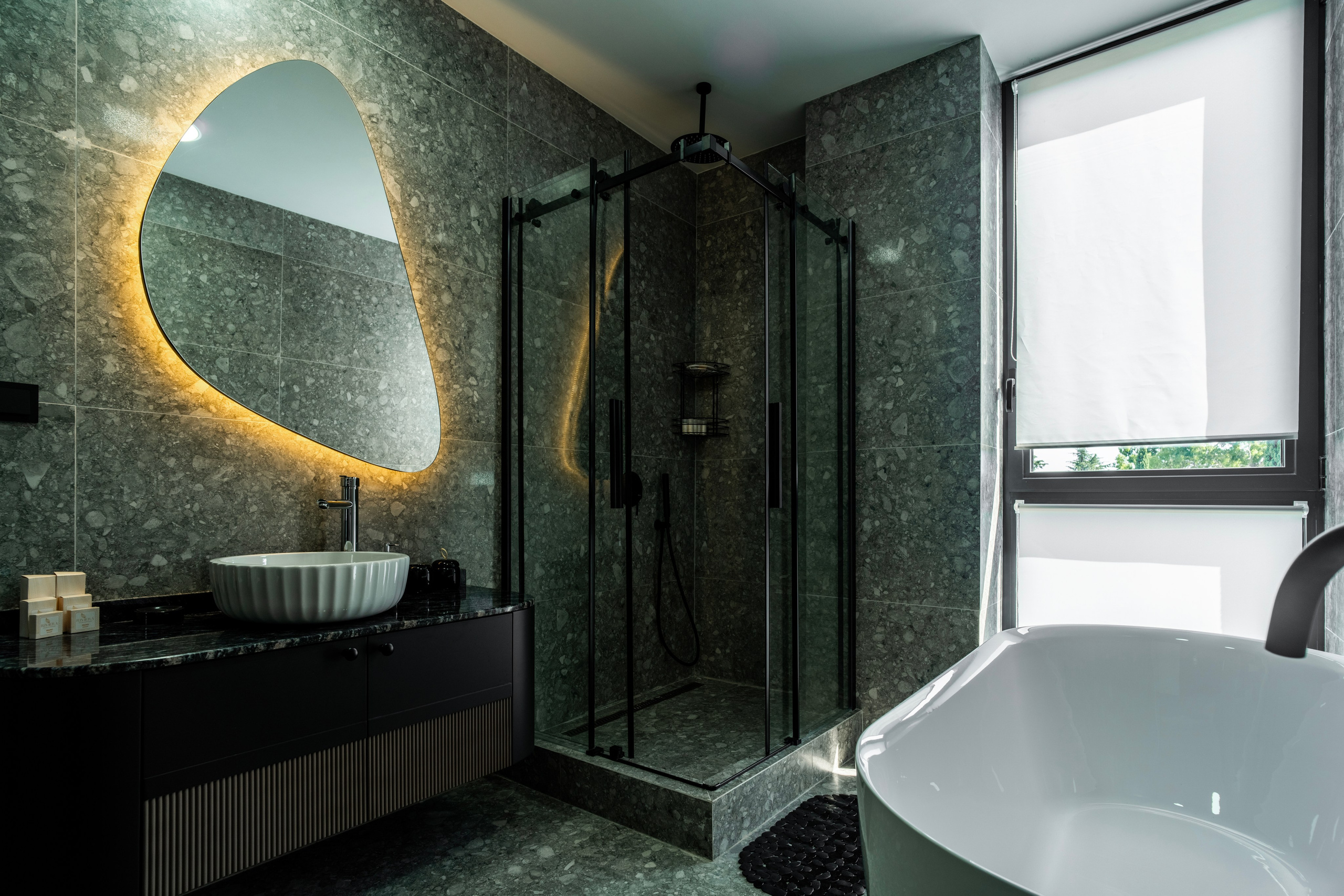 Riviera. Главная