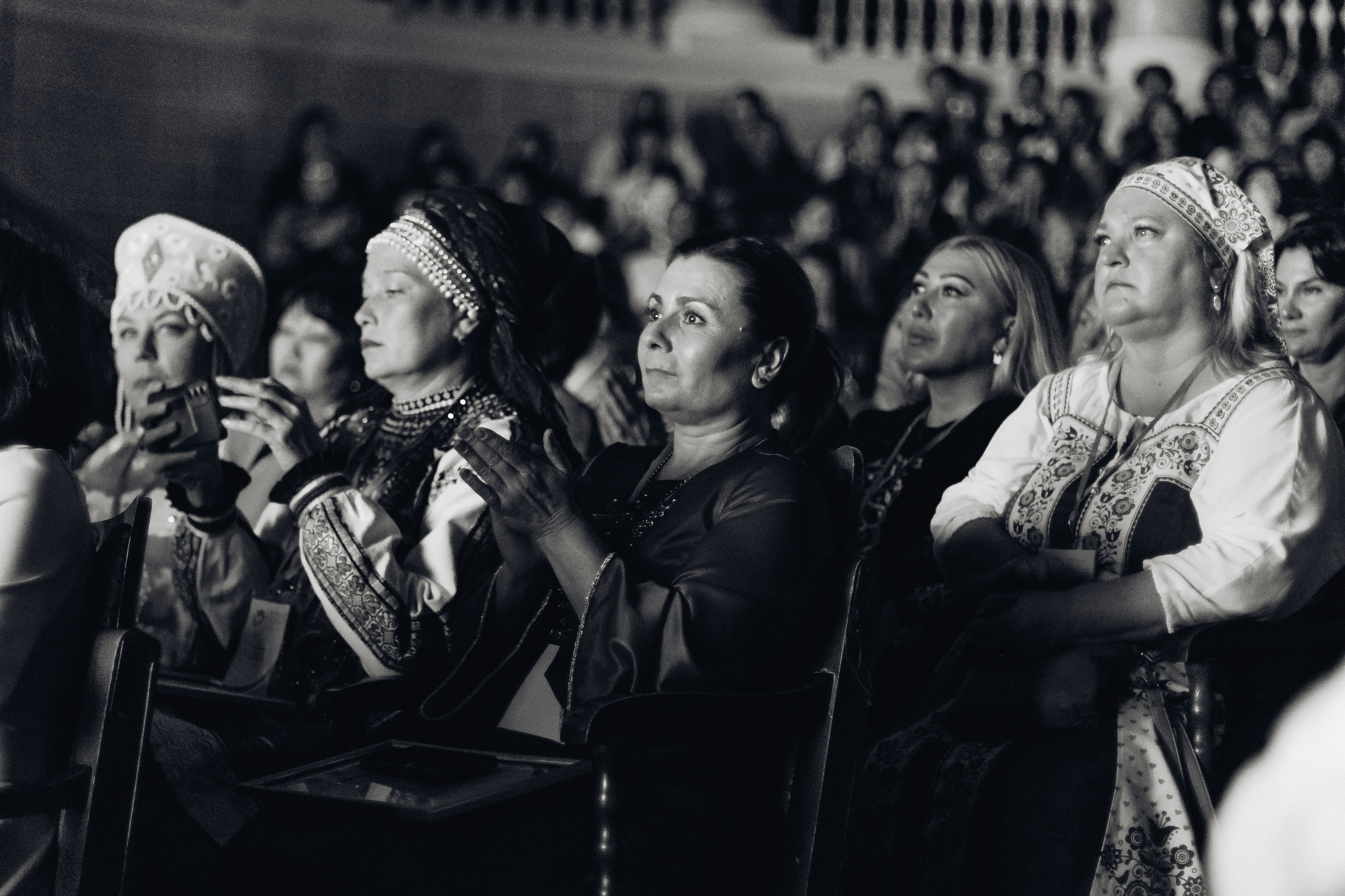 Лучший учитель родного языка и литературы 2025. Свадебный и семейный фотограф в Улан-Удэ