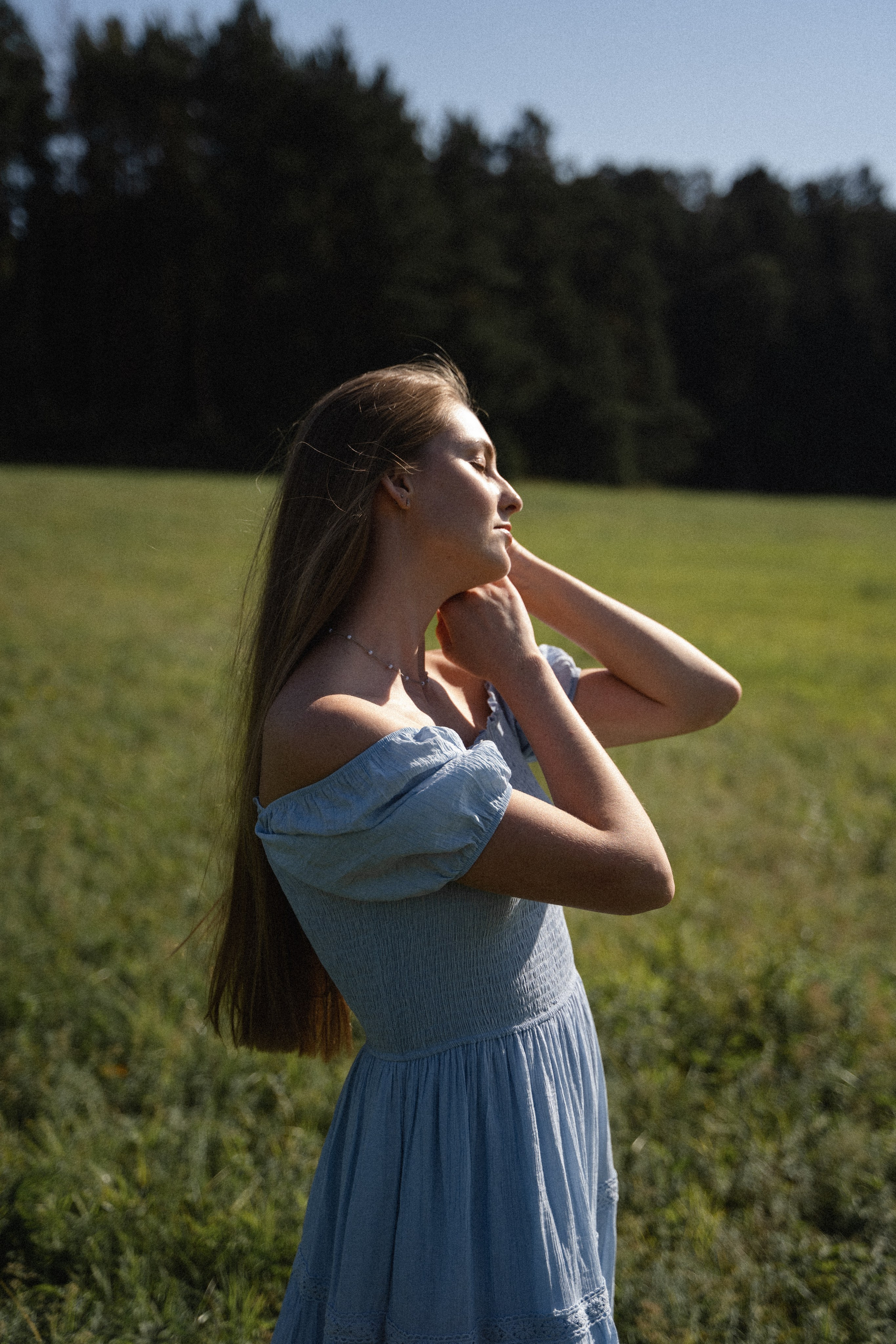 Наталья в Усадьбе Михайловское. Свадебный и семейный фотограф в Пскове и Острове Света Суворова
